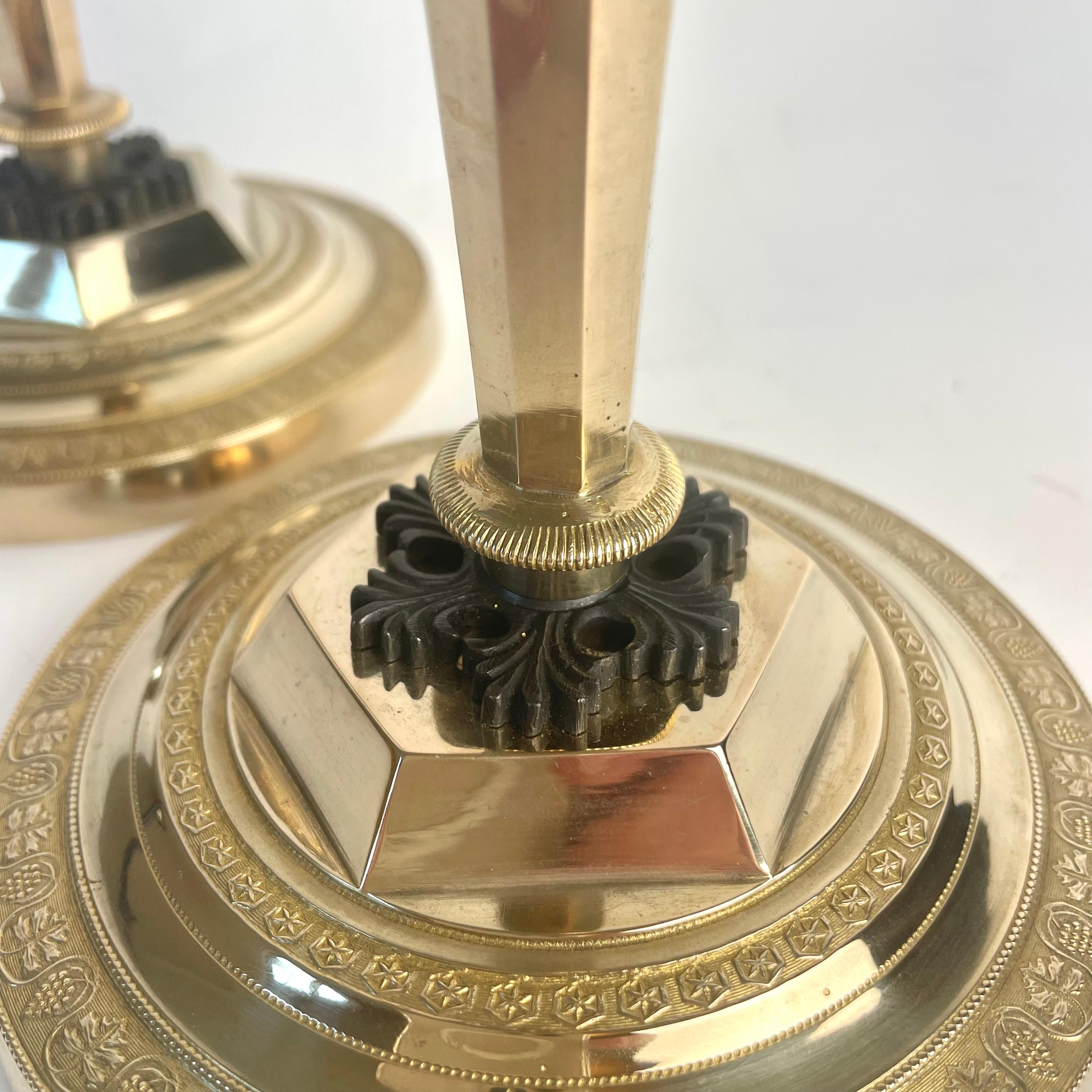 Pair of Gilt and Patinated Bronze Candlesticks. Directoire, Late 18th Century For Sale 2