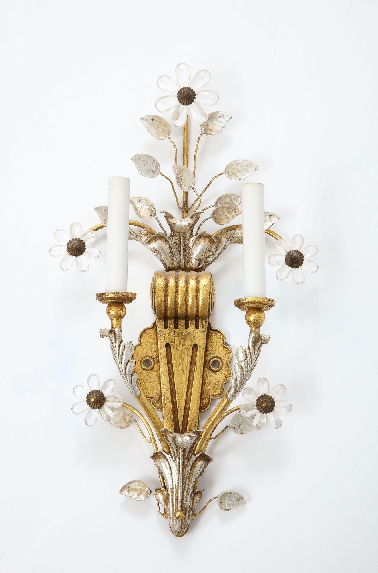Mid-20th Century Pair of Gilt and Silvered Rock Crystal Floral Motif Sconces By Banci For Sale