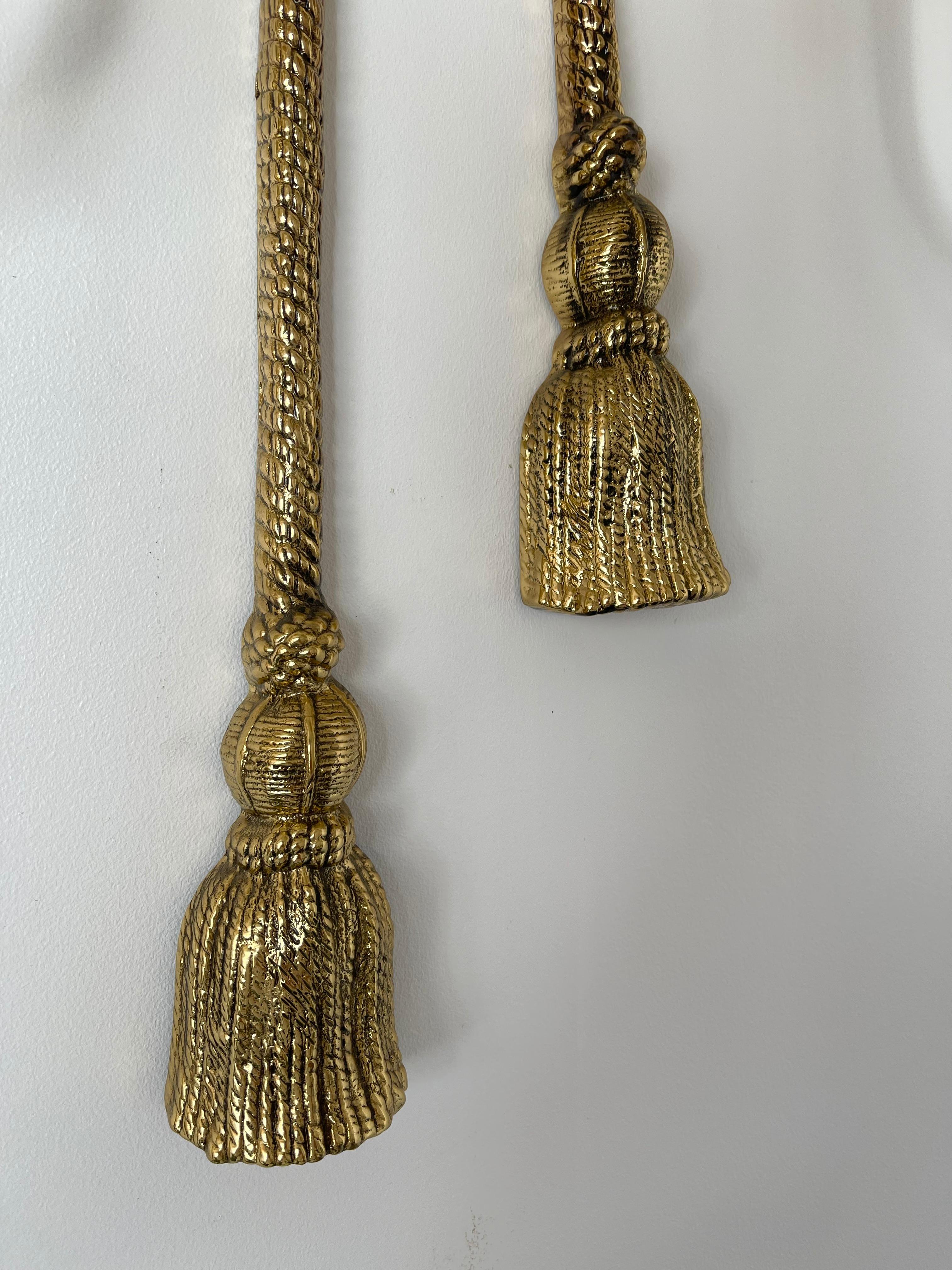 Paar Wandleuchter aus vergoldeter Bronze und Messing mit Knoten von Valenti. Spanien, 1980er Jahre im Angebot 2