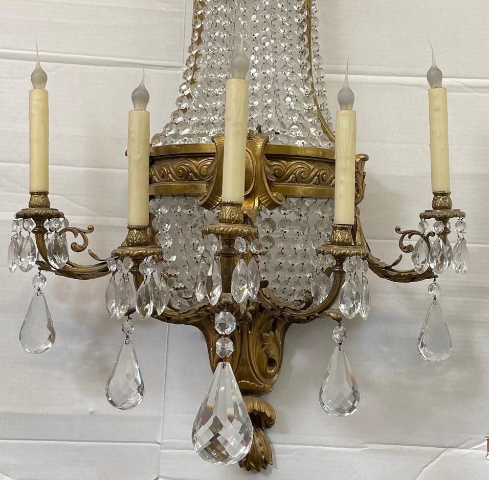 Pair of Gilt Bronze and Crystal Sconces, French 19th Century For Sale 4