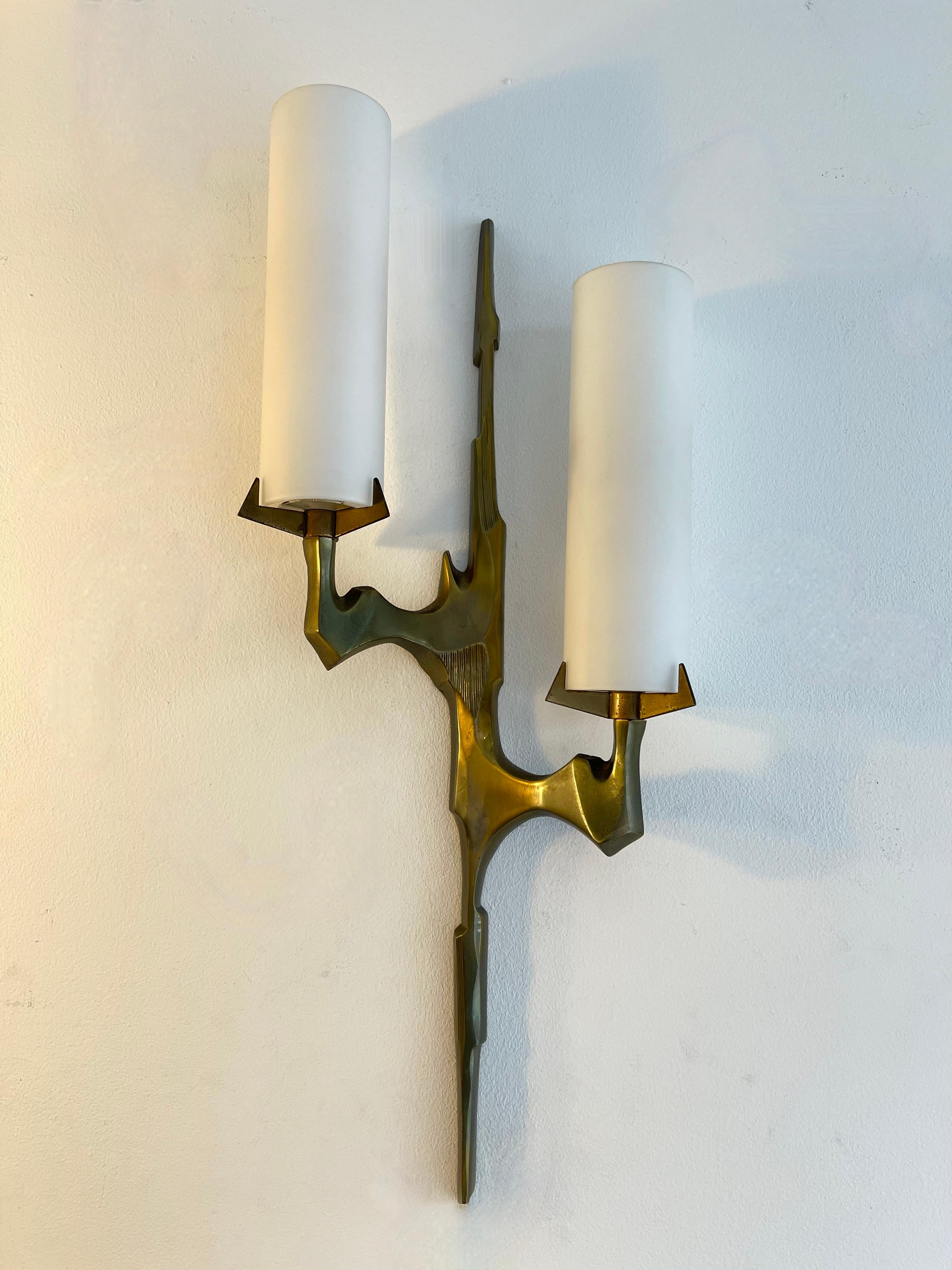 Pair of Gilt Bronze and Opaline Glass Sconces by Maison Arlus, France, 1960s In Good Condition For Sale In SAINT-OUEN, FR