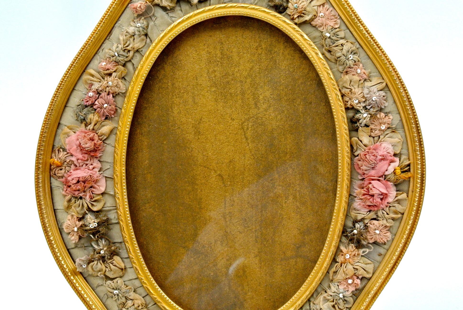 Pair of Gilt Bronze and Textile Photo Frames 5