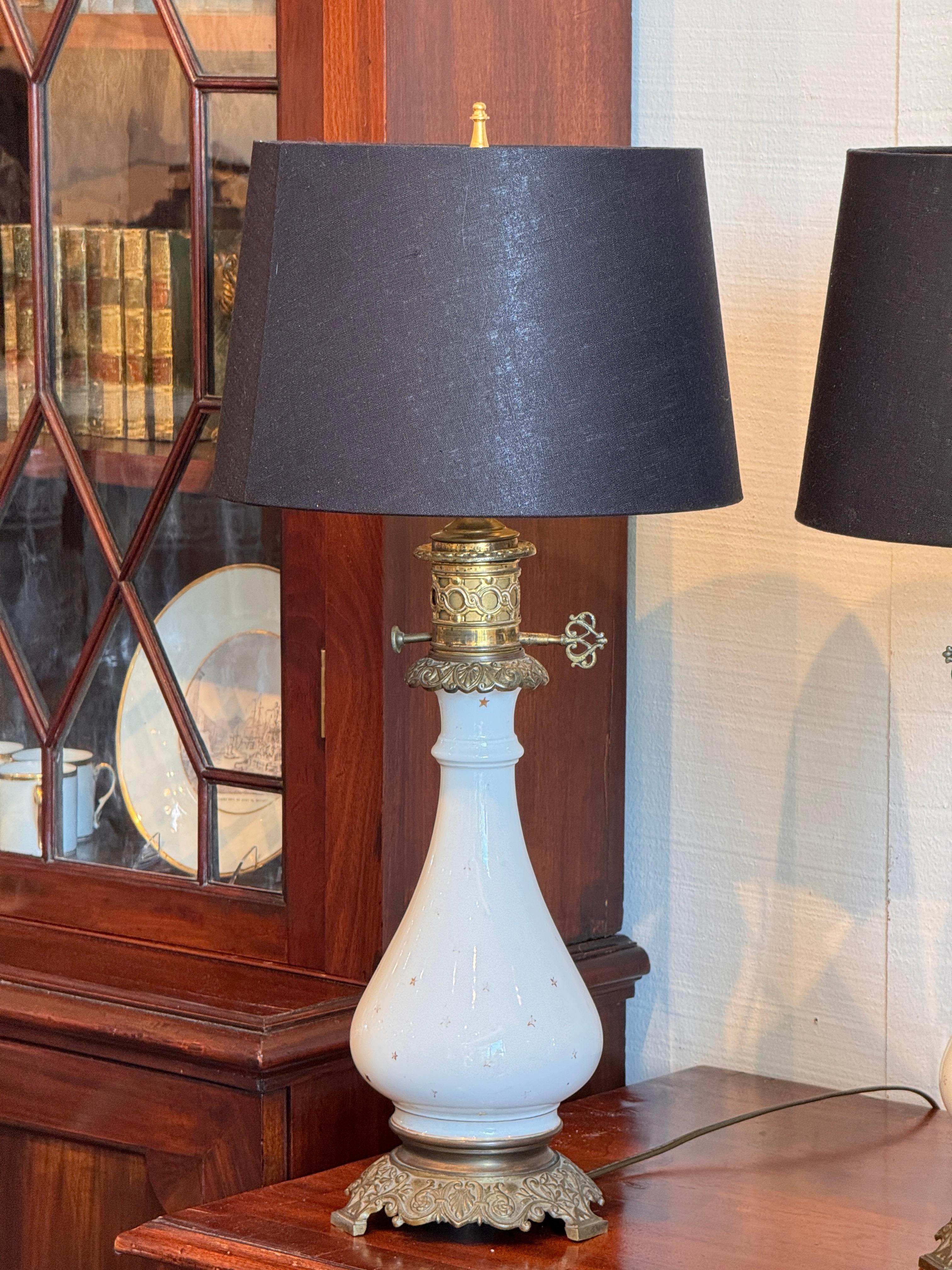 Pair of Gilt Bronze and White Opaline Lamps For Sale 1