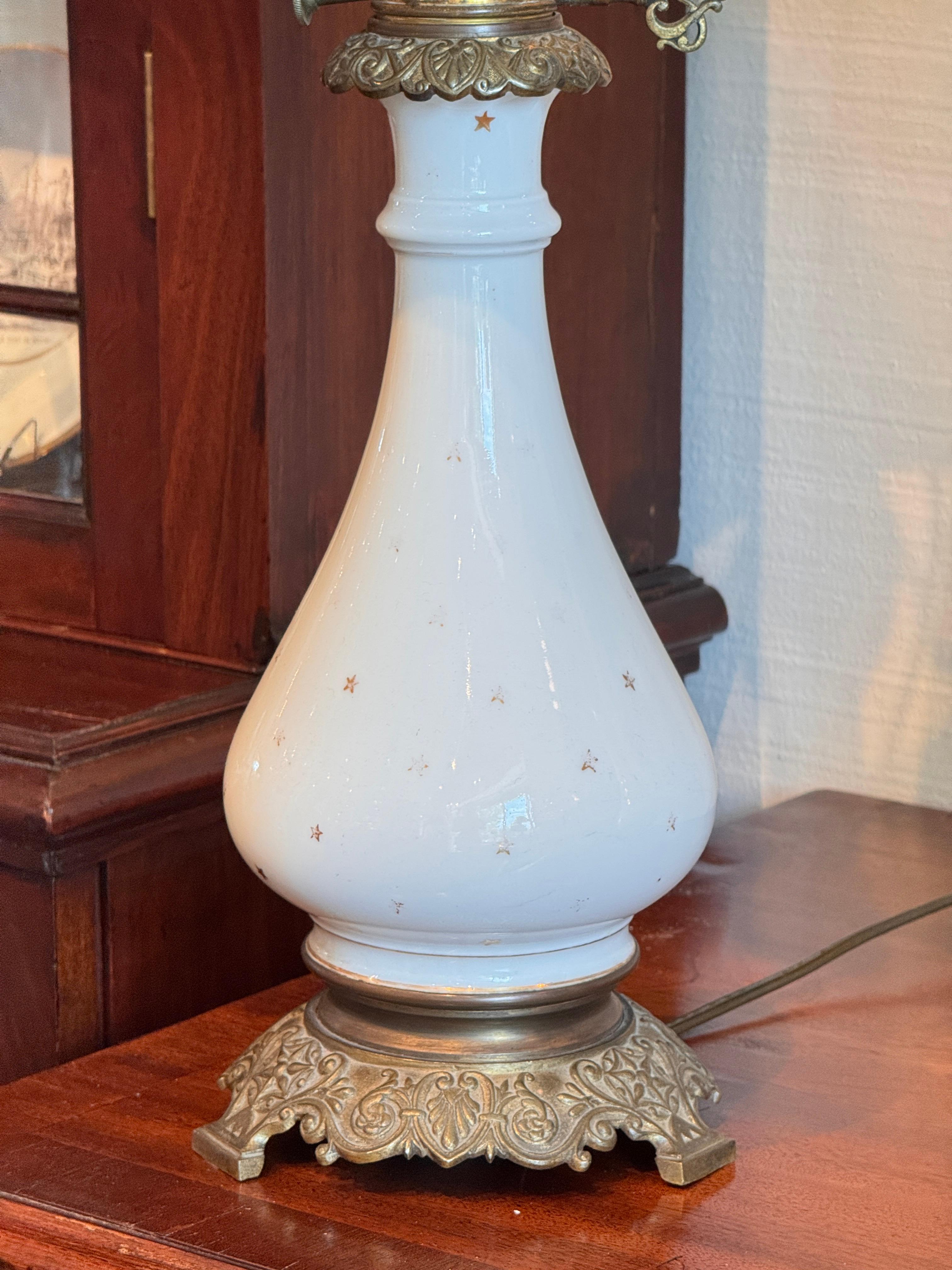 Pair of Gilt Bronze and White Opaline Lamps For Sale 3