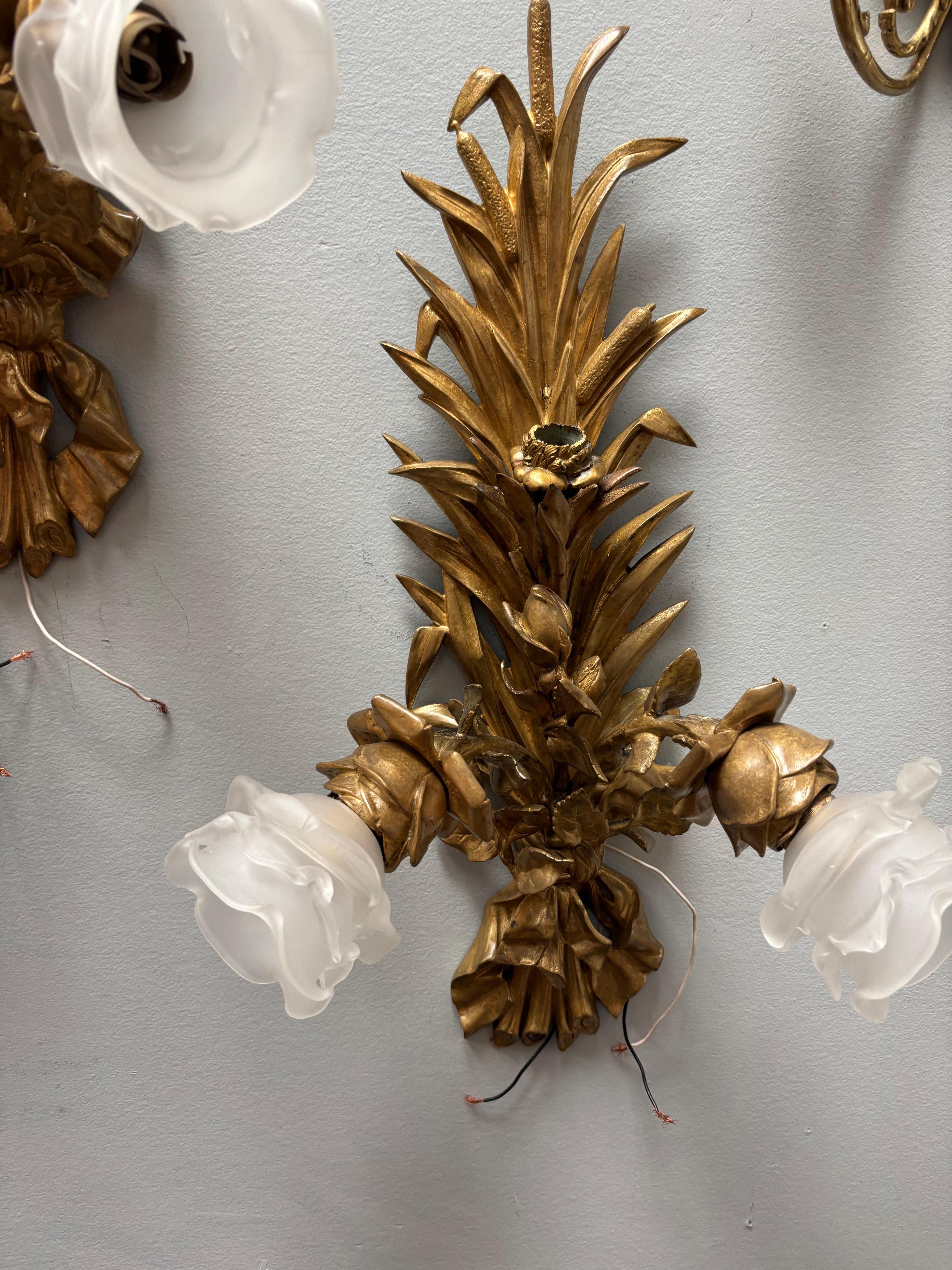 Pair of Gilt Bronze Art Nouveau Bullrush Sconces For Sale 3