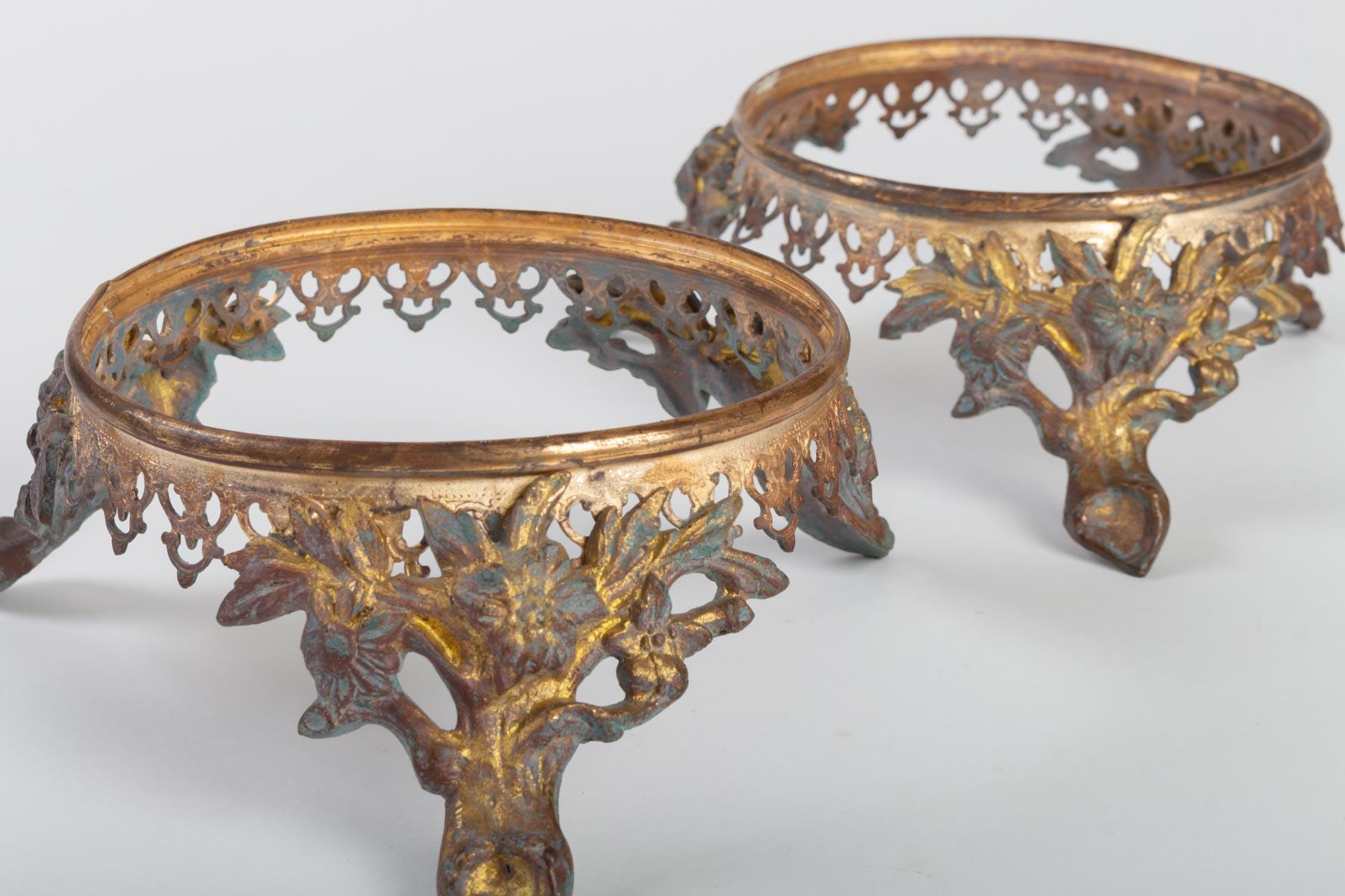 Français Paire de socles en bronze doré, 19ème siècle, période Napoléon III en vente