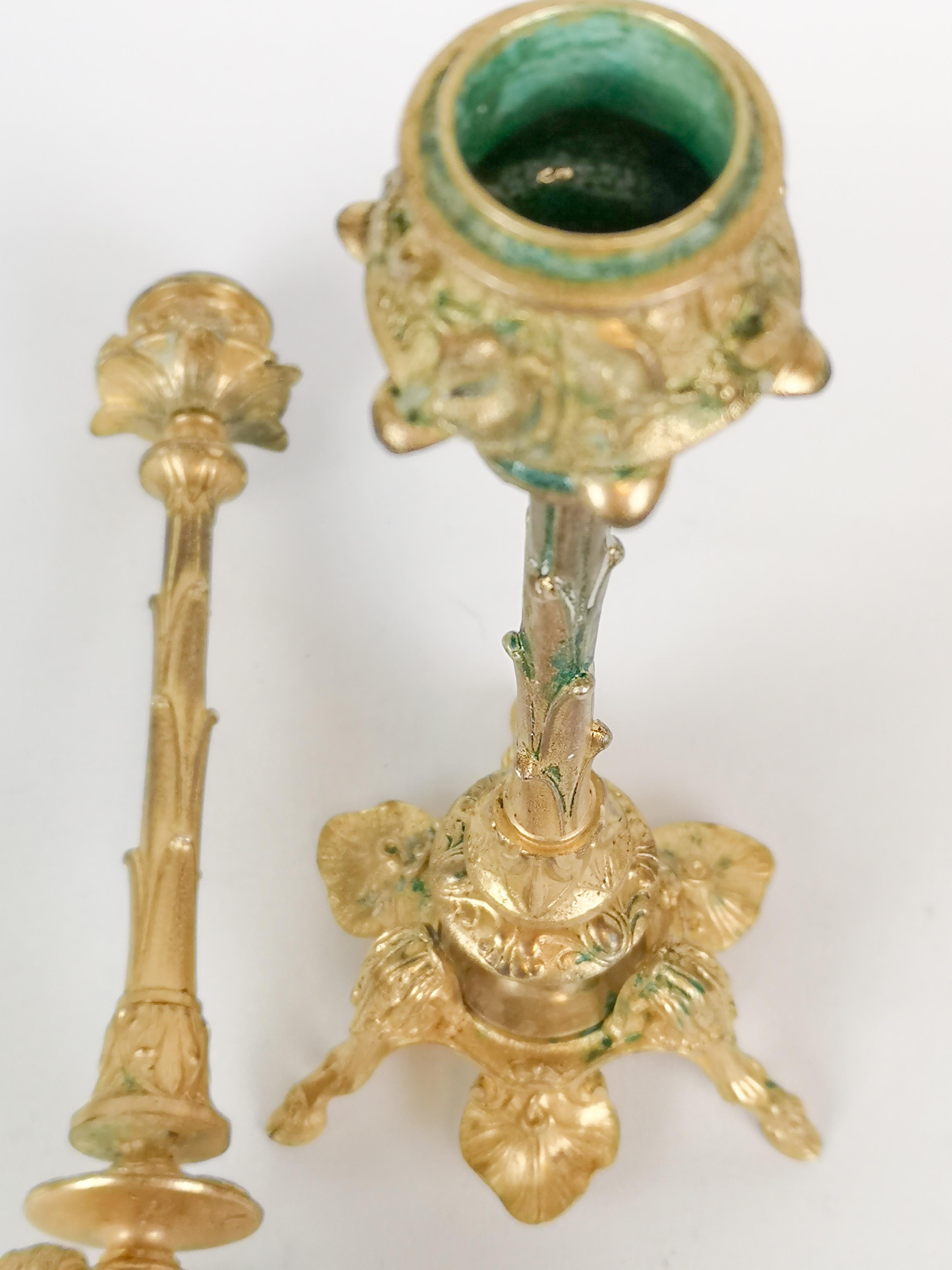 Pair of Gilt Bronze Candle Sticks 19th Century (Vergoldet)