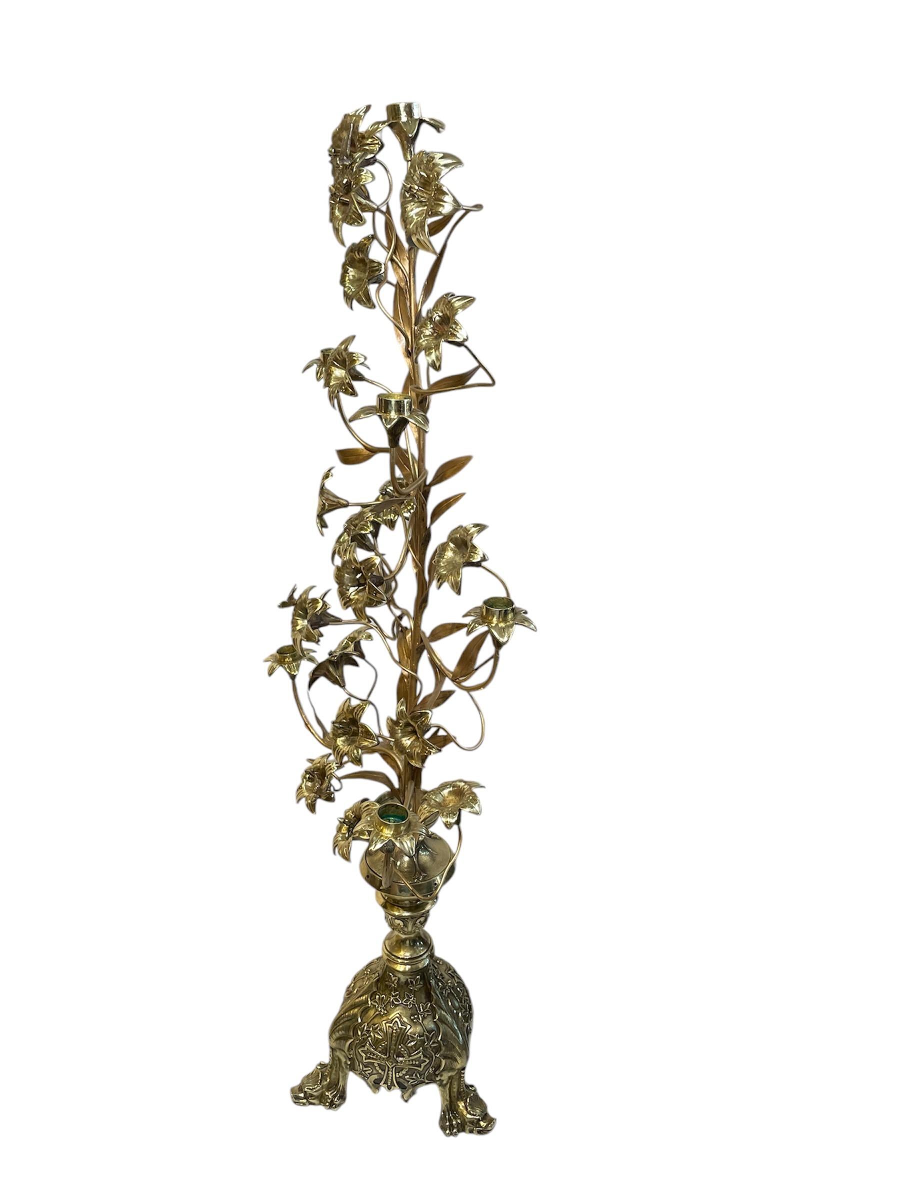 19th Century Pair Of Gilt Bronze Console Lily Flowers Candelabras