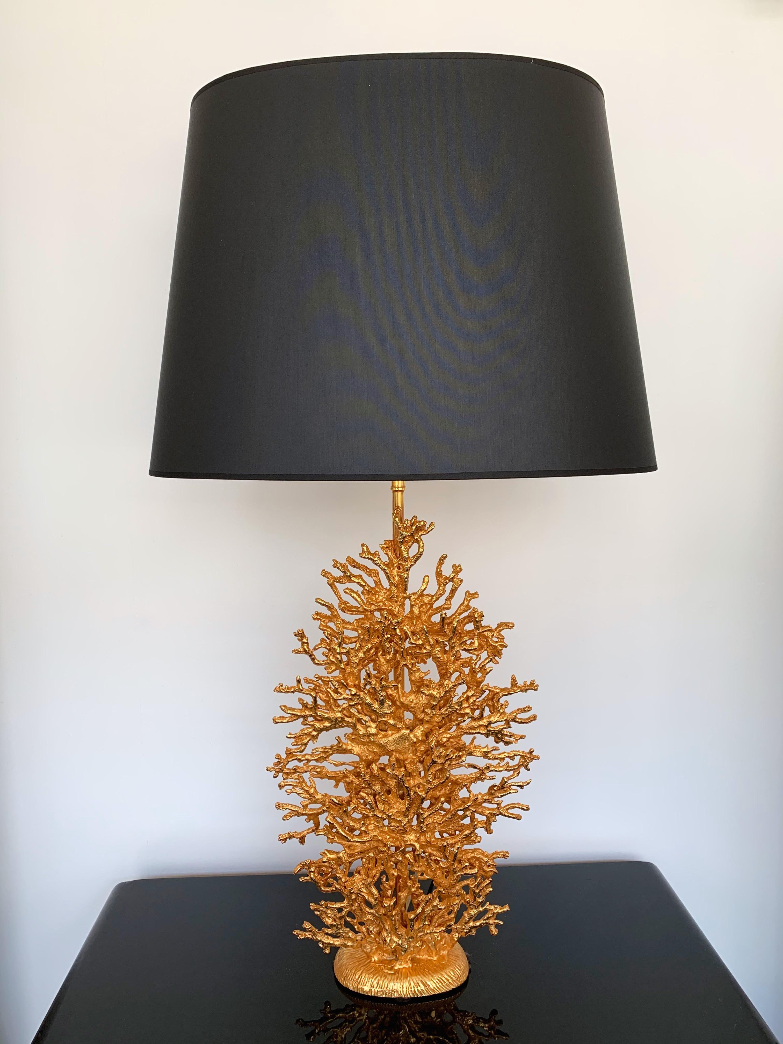 Pair of bedside or table lamps gilt metal style bronze model coral by the artist Stephane Galerneau. Height top of sculpture 42 cms. Galerneau is one of the artist who have worked for Fondica like Mathias, Pierre Casenove, Nicolas Dewael.