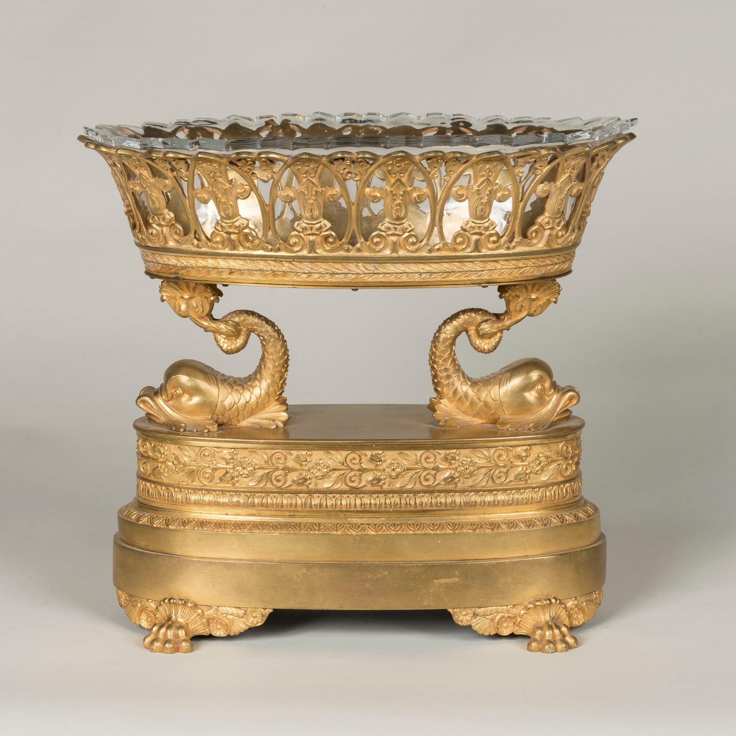 Paire de centres de table en bronze doré de la fin de l'Empire 