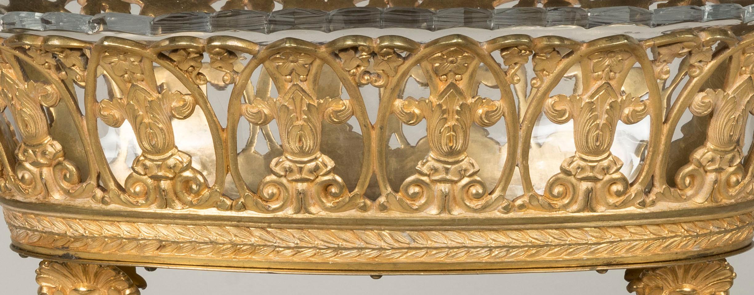 Zwei vergoldete Bronzeaufsätze aus der Empirezeit, 