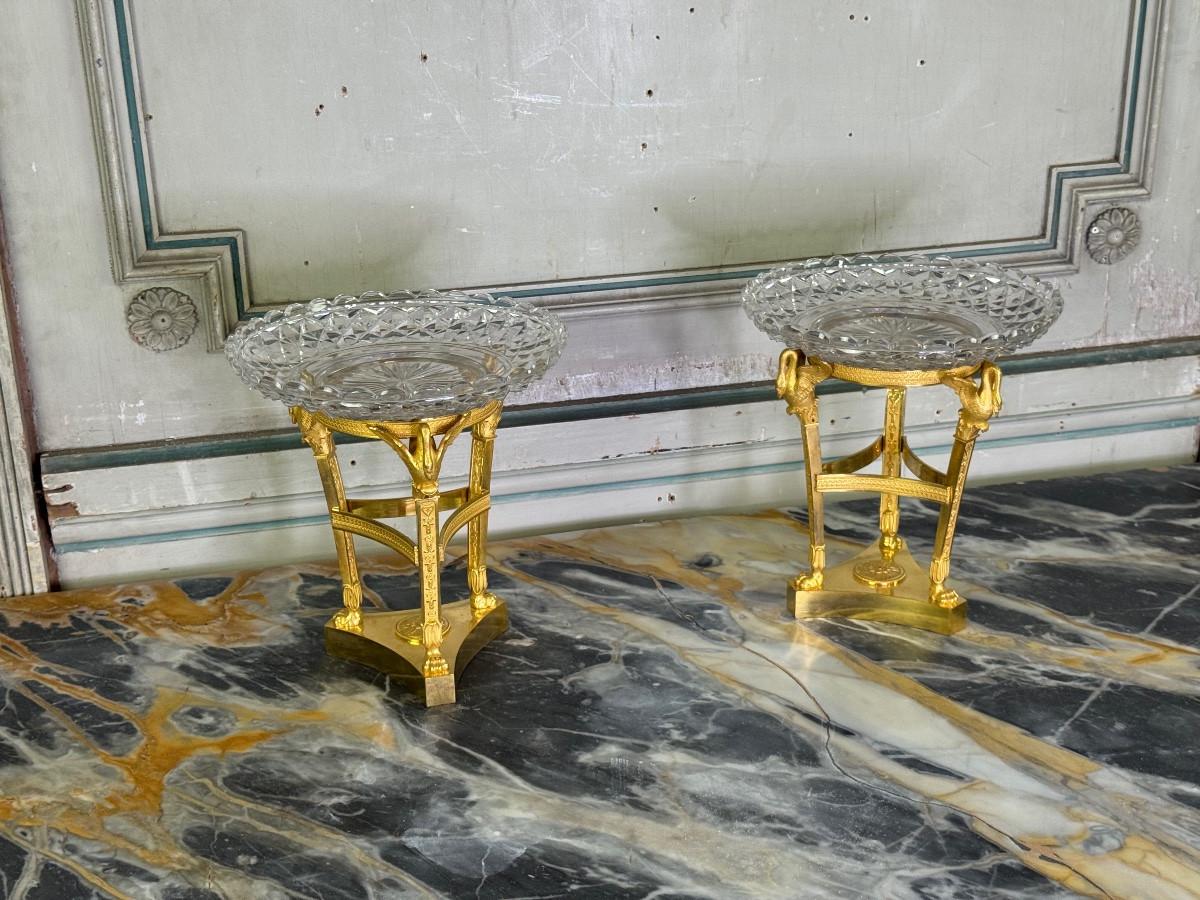 Modern pair of gilt bronze jam pots, cut crystal bowls, Empire period design by Thomire For Sale