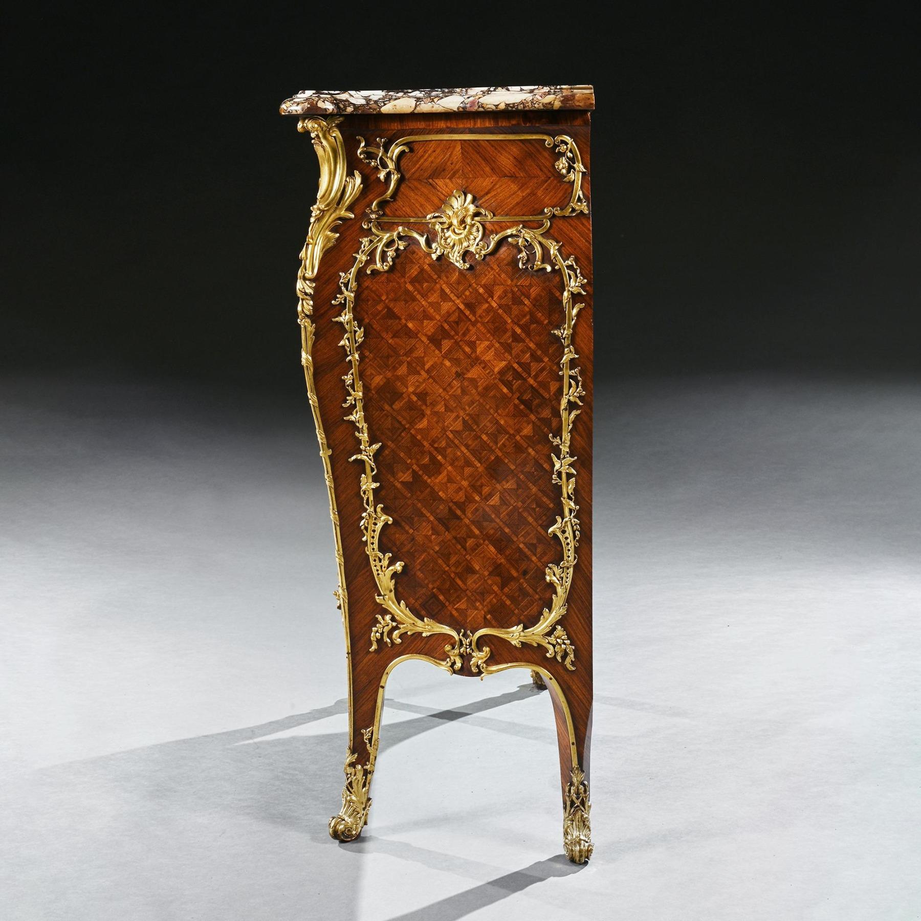 Coppia di petit francesi del XIX secolo in legno Kingwood e Vernis Martin montati su bronzo dorato in vendita 4