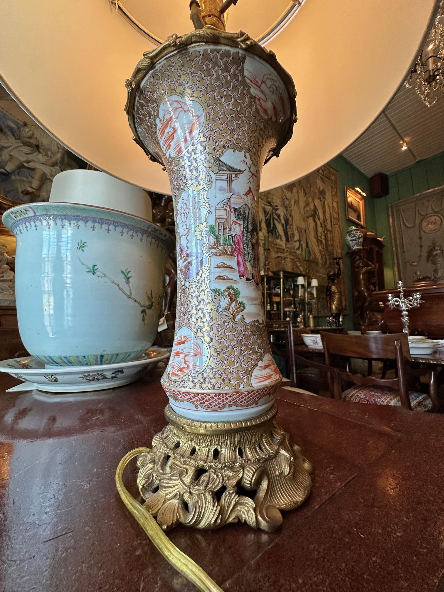 Pair of Gilt Bronze Mounted Chinese Porcelain Vases Table lamps & Shade Antique For Sale 10