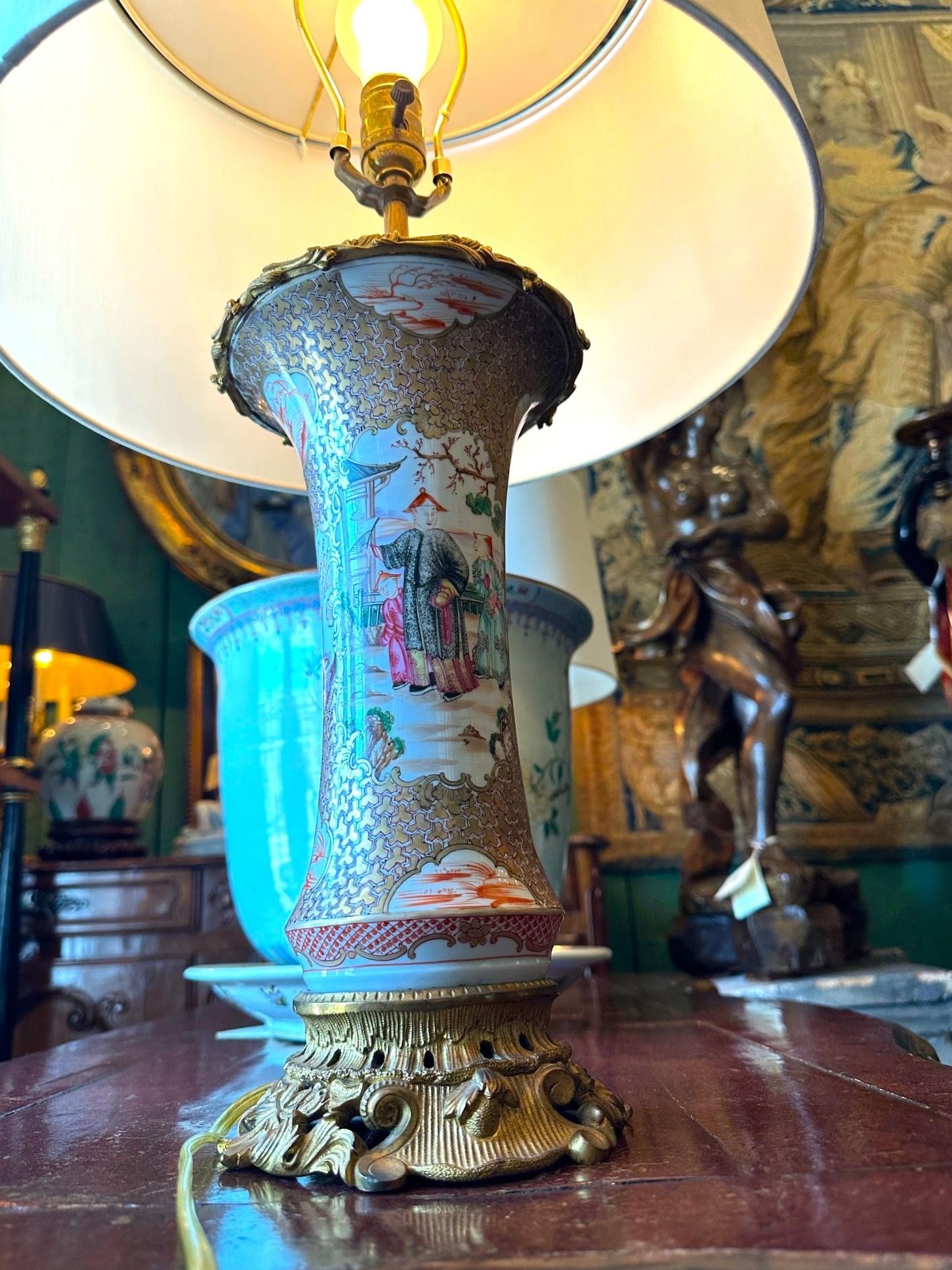 Pair of Gilt Bronze Mounted Chinese Porcelain Vases Table lamps & Shade Antique For Sale 11