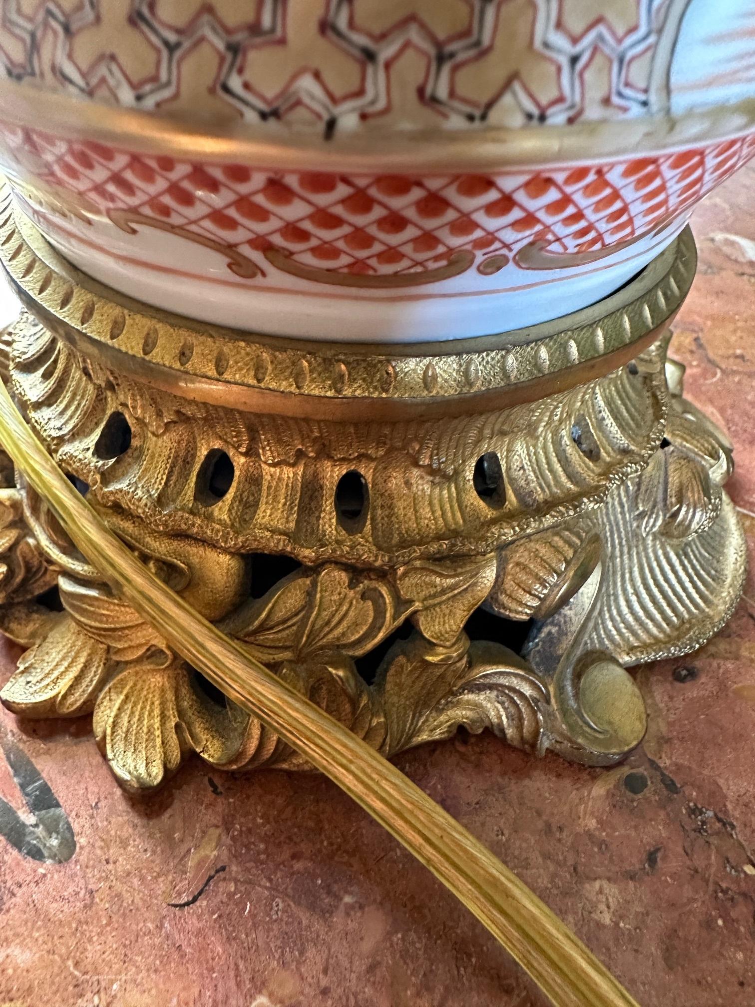 Pair of Gilt Bronze Mounted Chinese Porcelain Vases Table lamps & Shade Antique For Sale 14