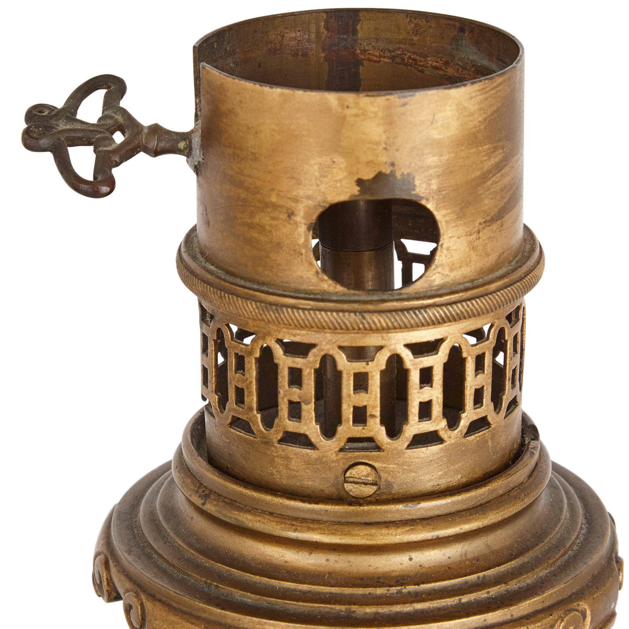 Paar Fayence-Lampen in vergoldeter Bronze von Deck (Vergoldet) im Angebot