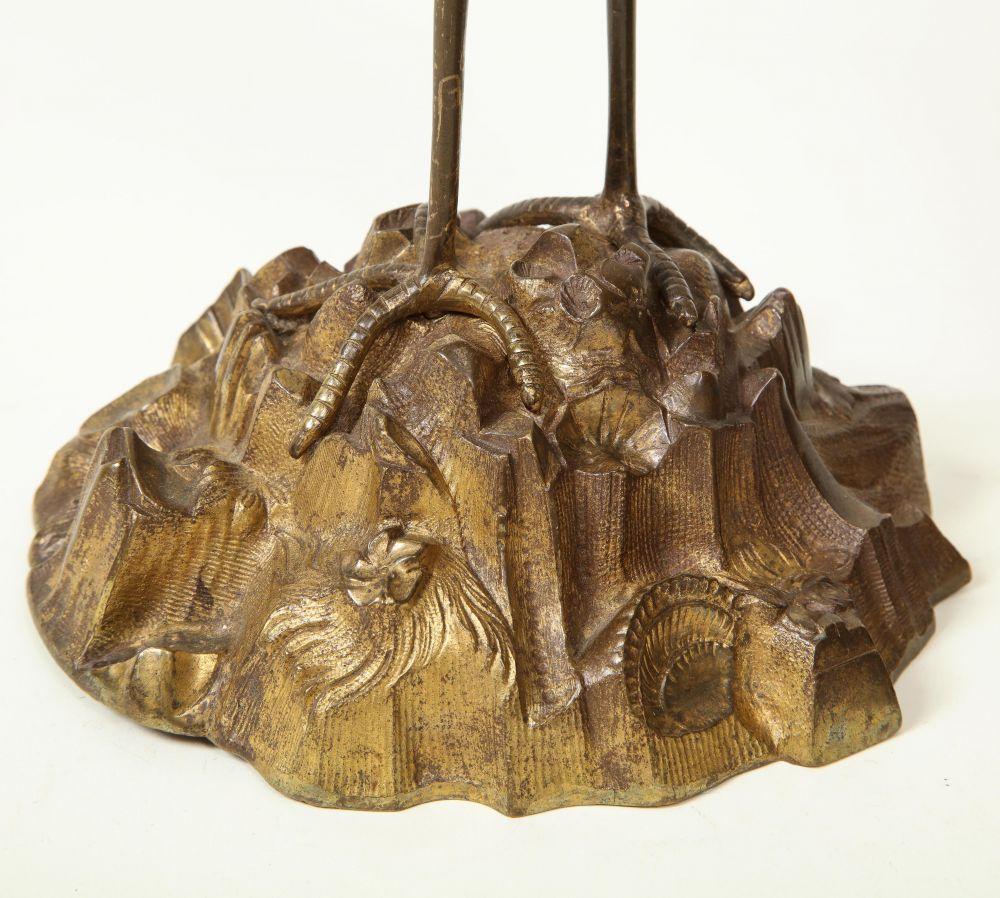 Paire de chandeliers en bronze doré à l'autruche Excellent état - En vente à New York, NY