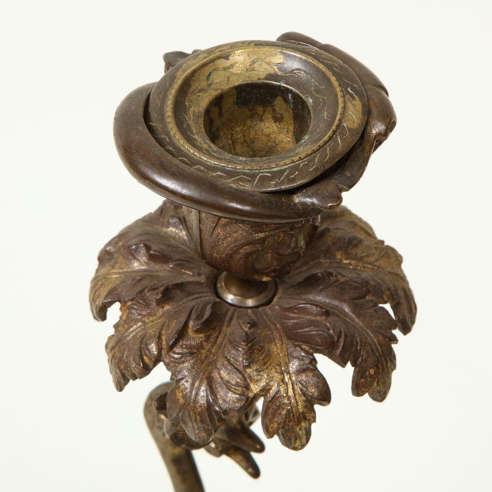 Paire de chandeliers en bronze doré à l'autruche en vente 2