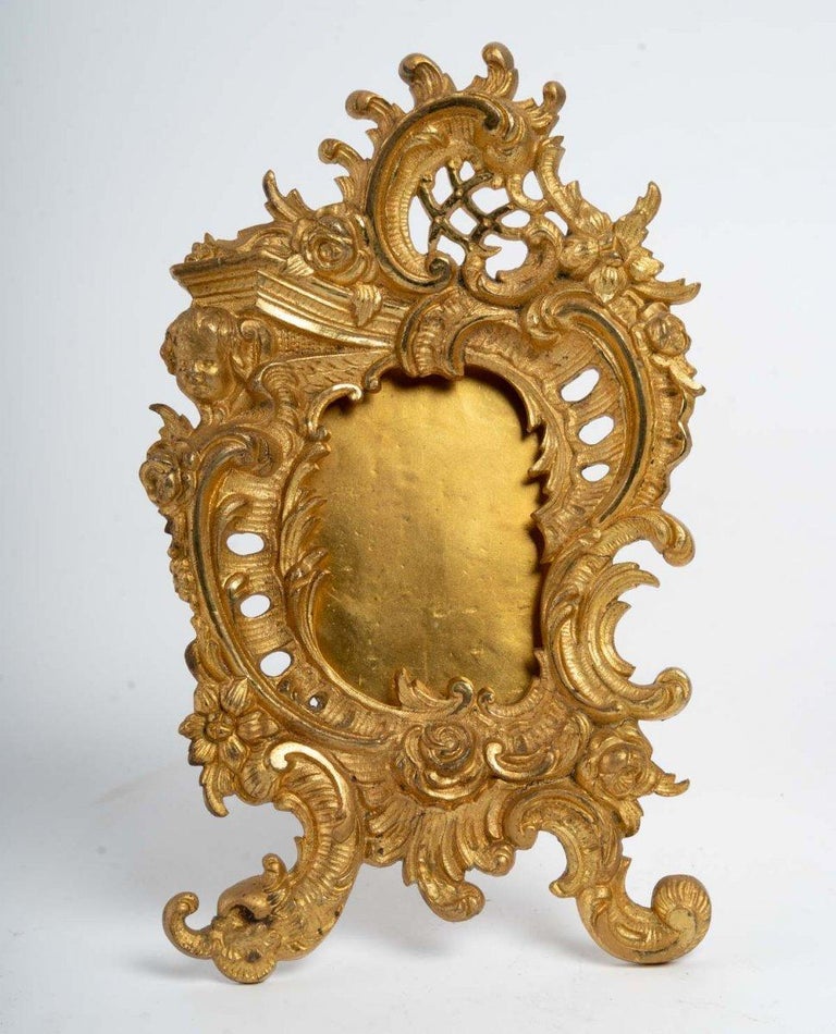 Pair of Gilt Bronze Photo Frames with Floral Decoration For Sale at 1stDibs