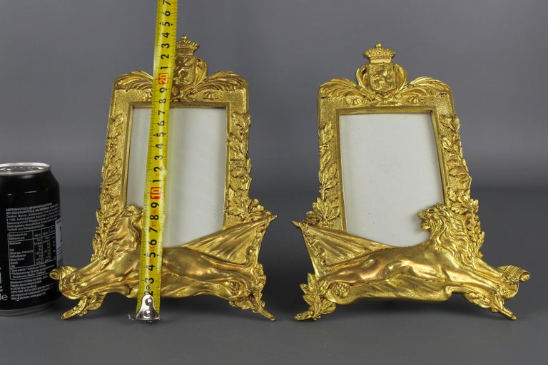 Pair of Gilt Bronze Picture Photo Frames with Lions and Royal Crowns For Sale 11