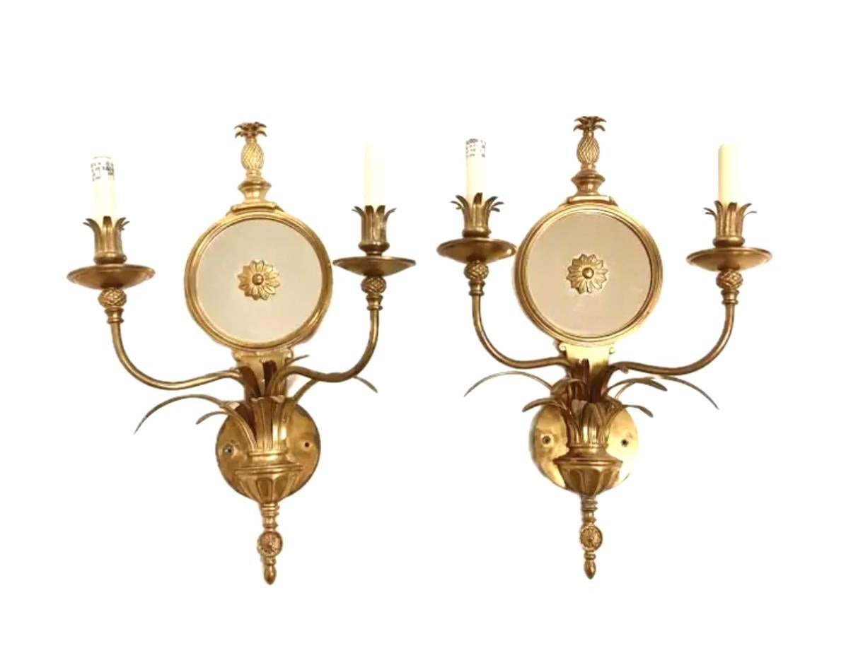 Metallo Coppia di appliques in bronzo dorato con specchio in vendita