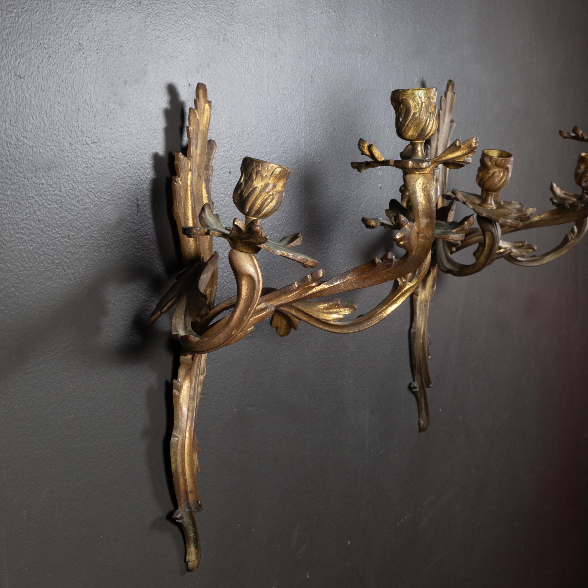 Pair of Gilt Bronze Sconces, French, Circa 1880-1900 In Good Condition For Sale In San Francisco, CA