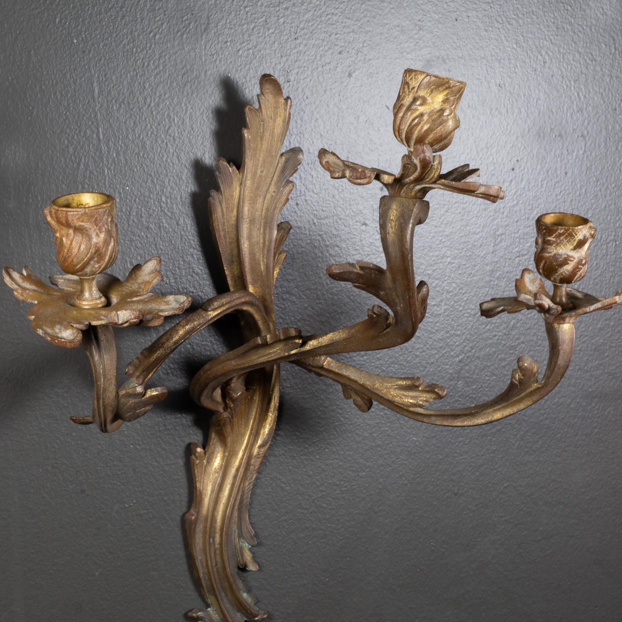 Pair of Gilt Bronze Sconces, French, Circa 1880-1900 For Sale 3