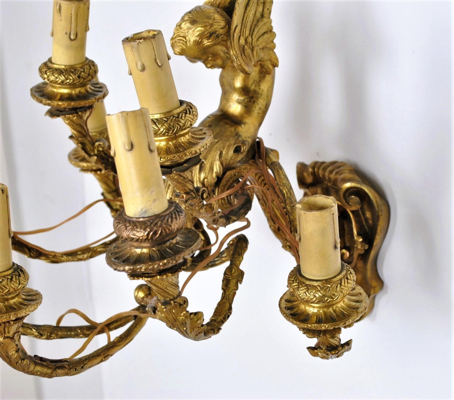Francese Coppia di applique in bronzo dorato con putti alati, Napoleone III, XIX secolo in vendita