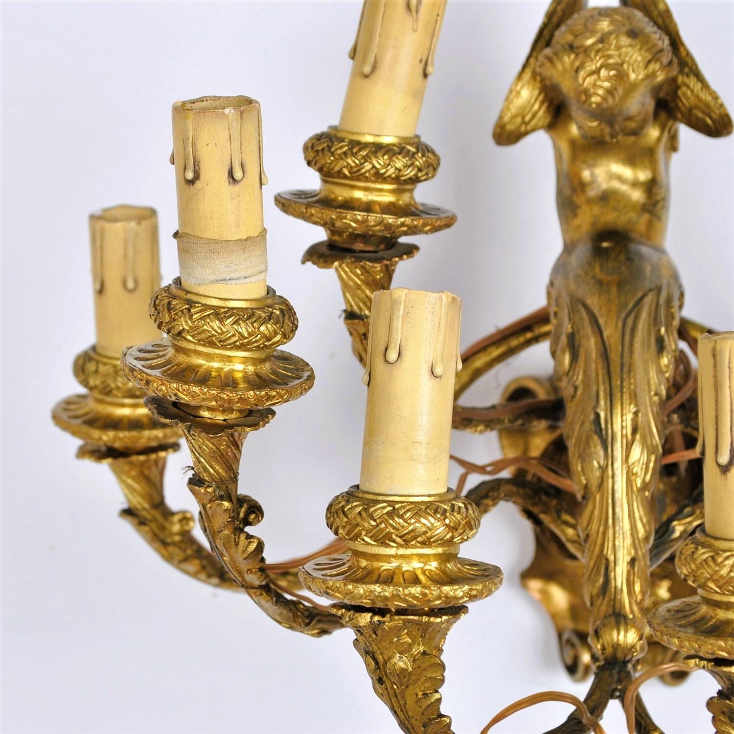 Coppia di applique in bronzo dorato con putti alati, Napoleone III, XIX secolo in vendita 4