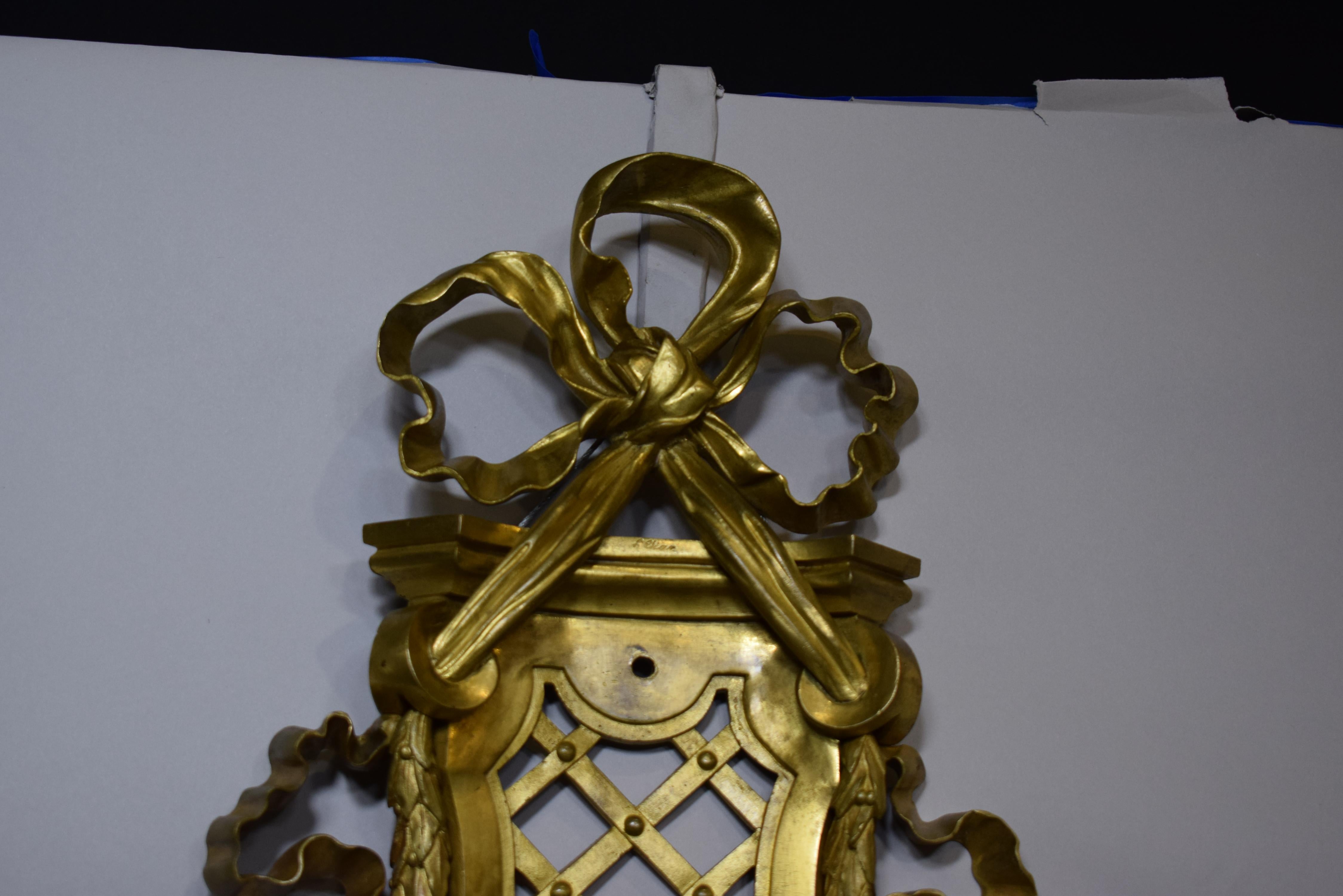 Pair of Gilt Bronze Wall Sconces by Henri Vian In Good Condition For Sale In Atlanta, GA