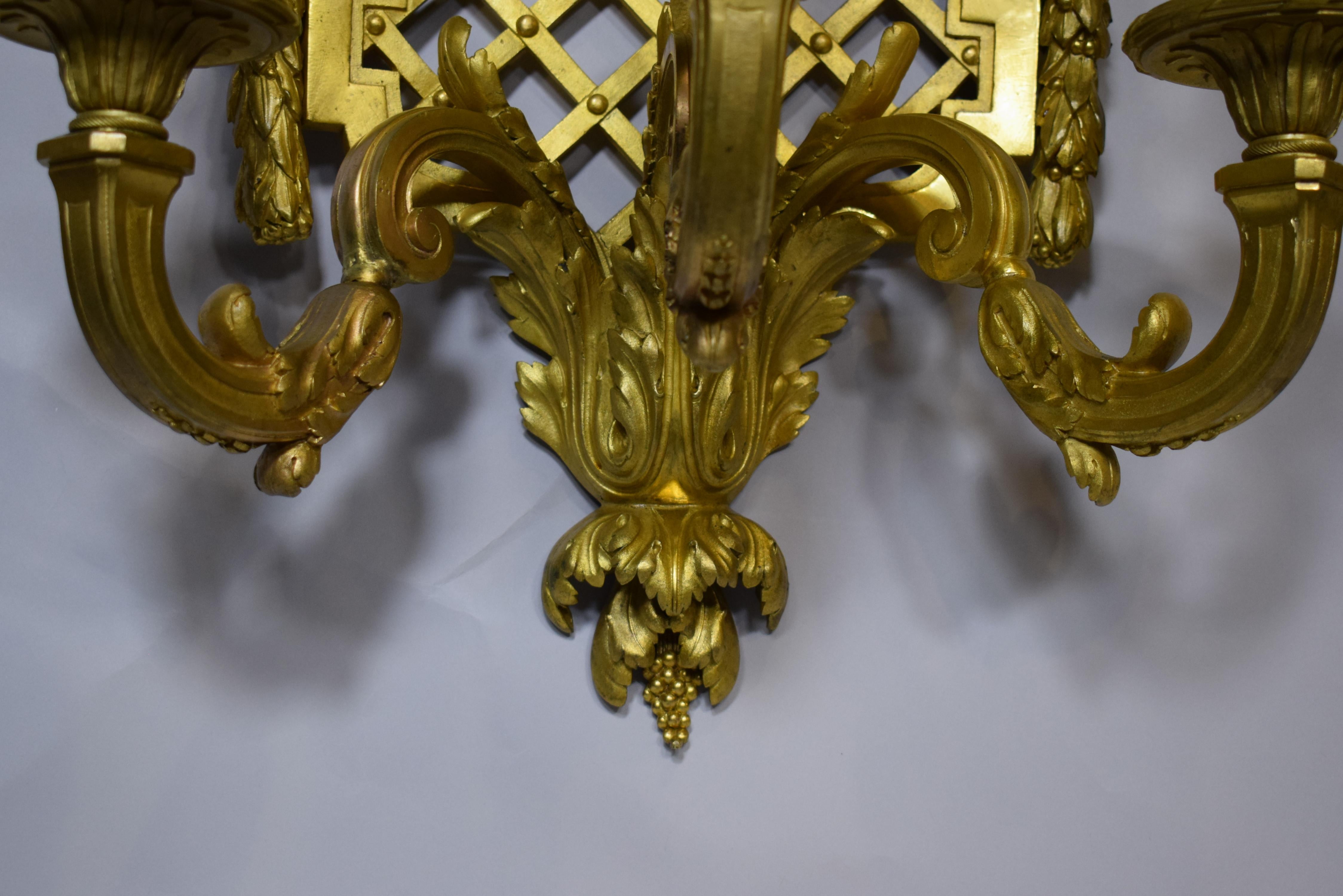 Pair of Gilt Bronze Wall Sconces by Henri Vian For Sale 2