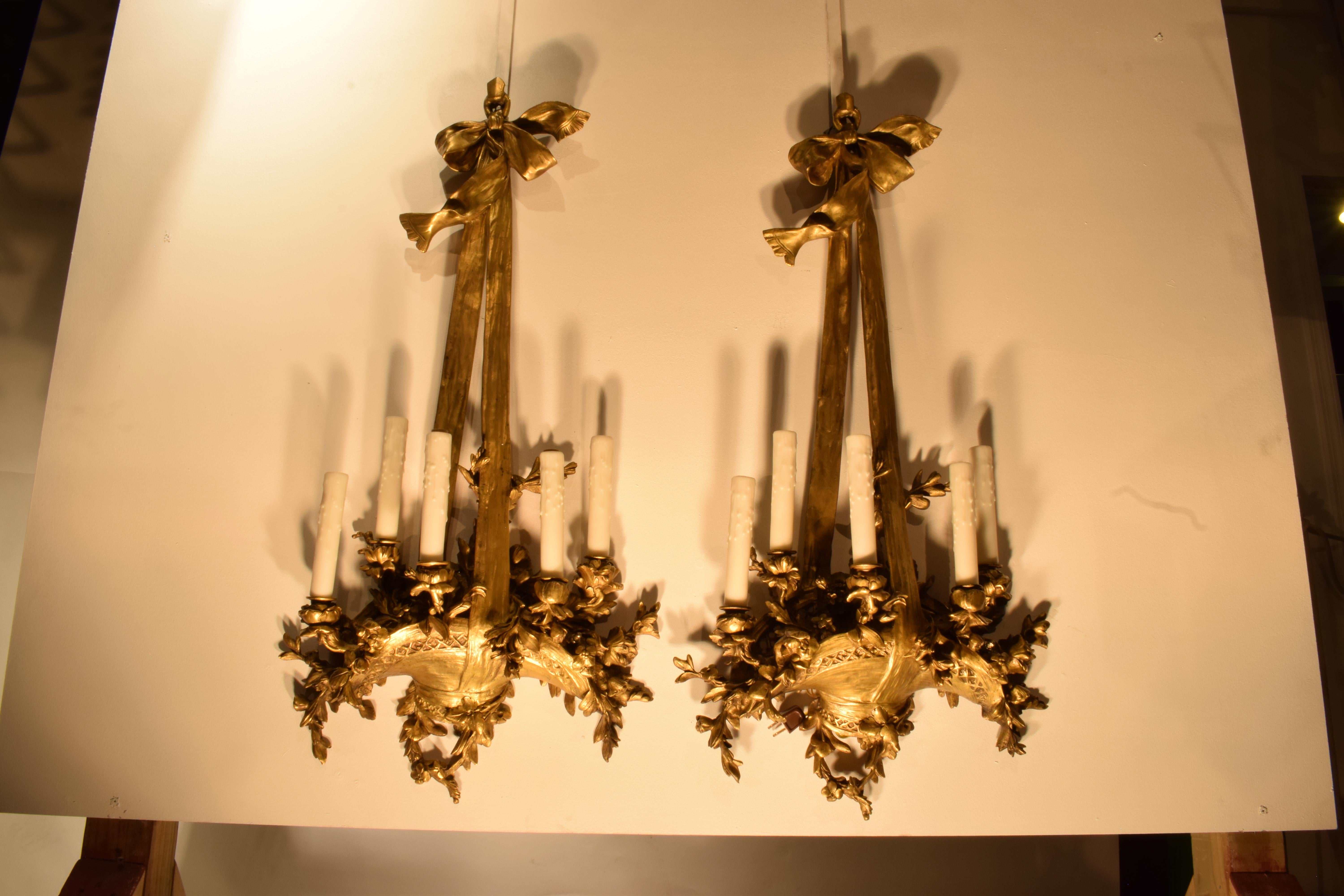 Pair of Gilt Bronze Wall Sconces For Sale 2