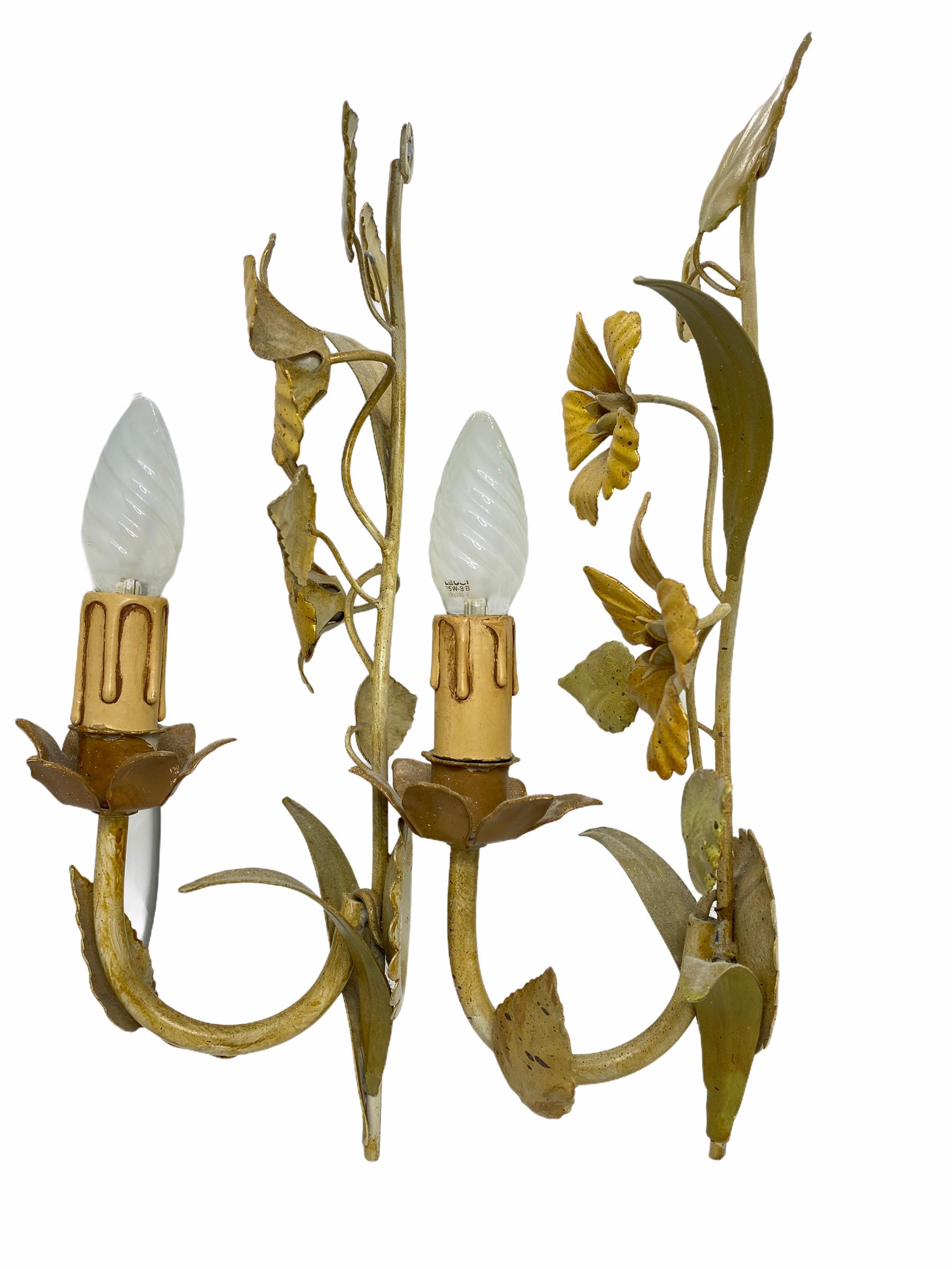 Italian Pair of Gilt Flower and Leaf Tole Sconces Polychrome Metal, 1960s, Italy