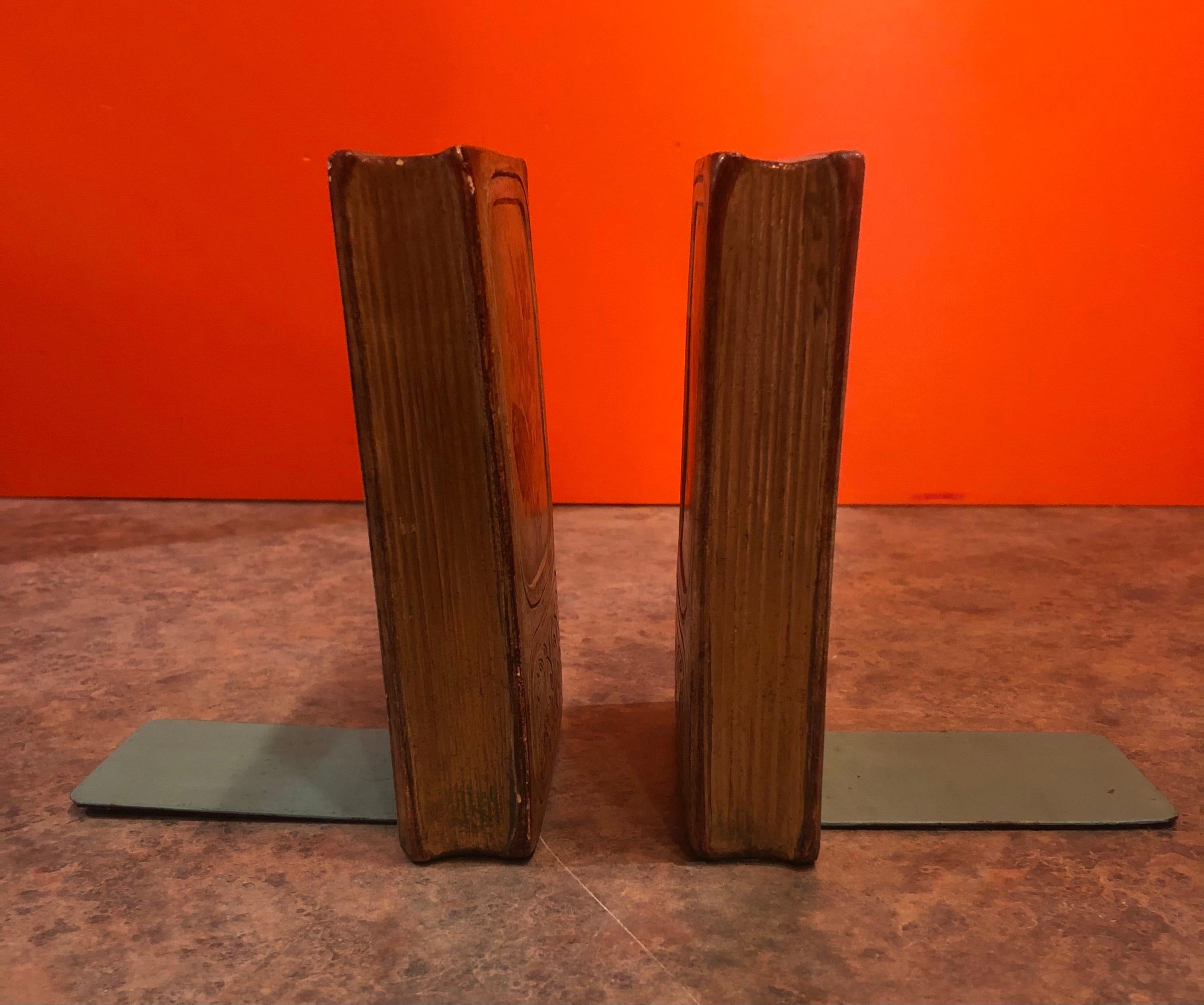 Wood Pair of Gilt Hollywood Regency Bookends by Borghese For Sale