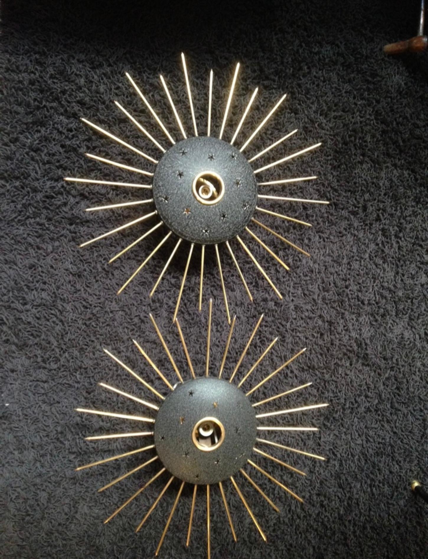 Mid Century Pair of Gilt Iron and Brass Sunburst Wall Sconces For Sale 9
