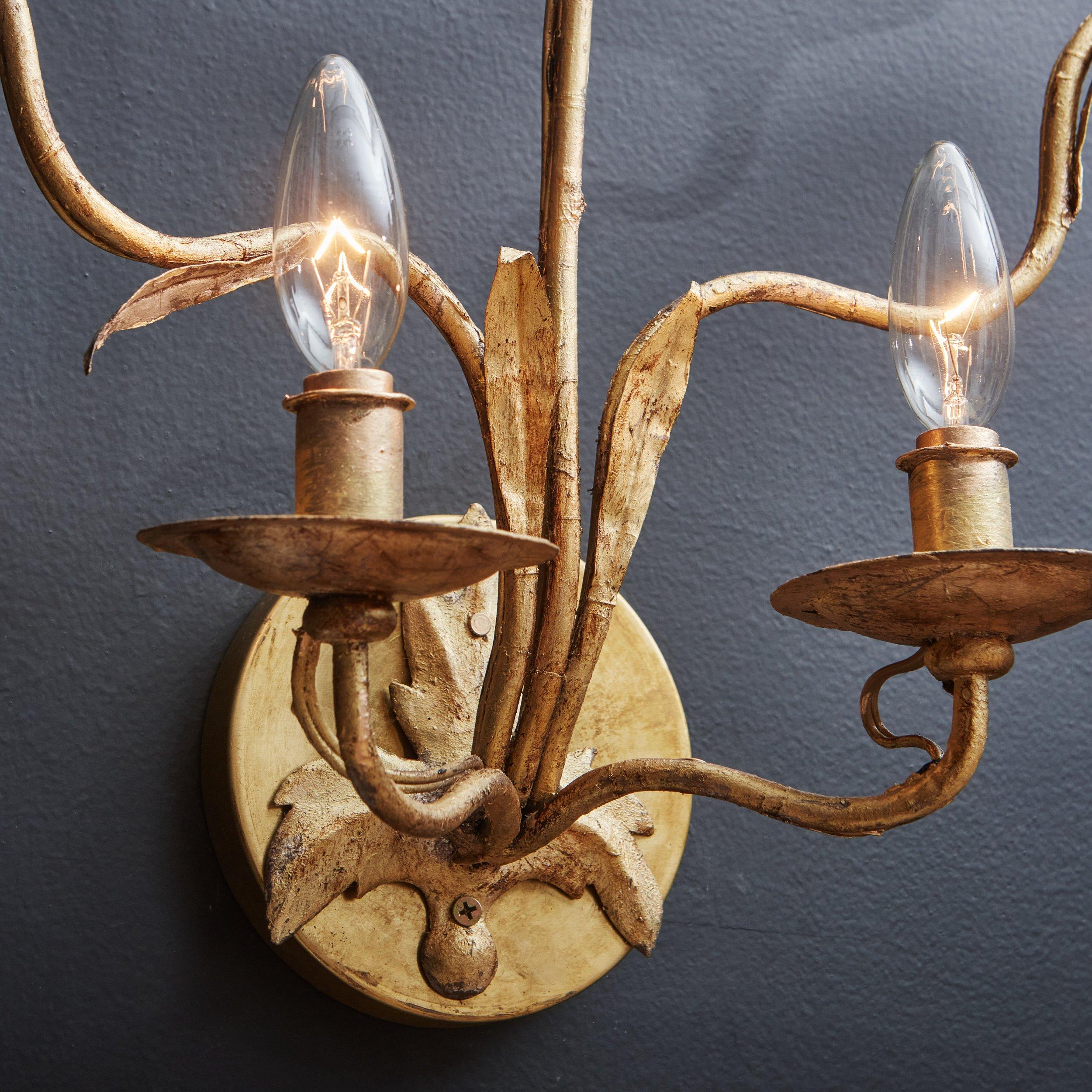 Pair of Gilt Leaf Wall Sconces, Italy 1960s In Good Condition For Sale In Chicago, IL
