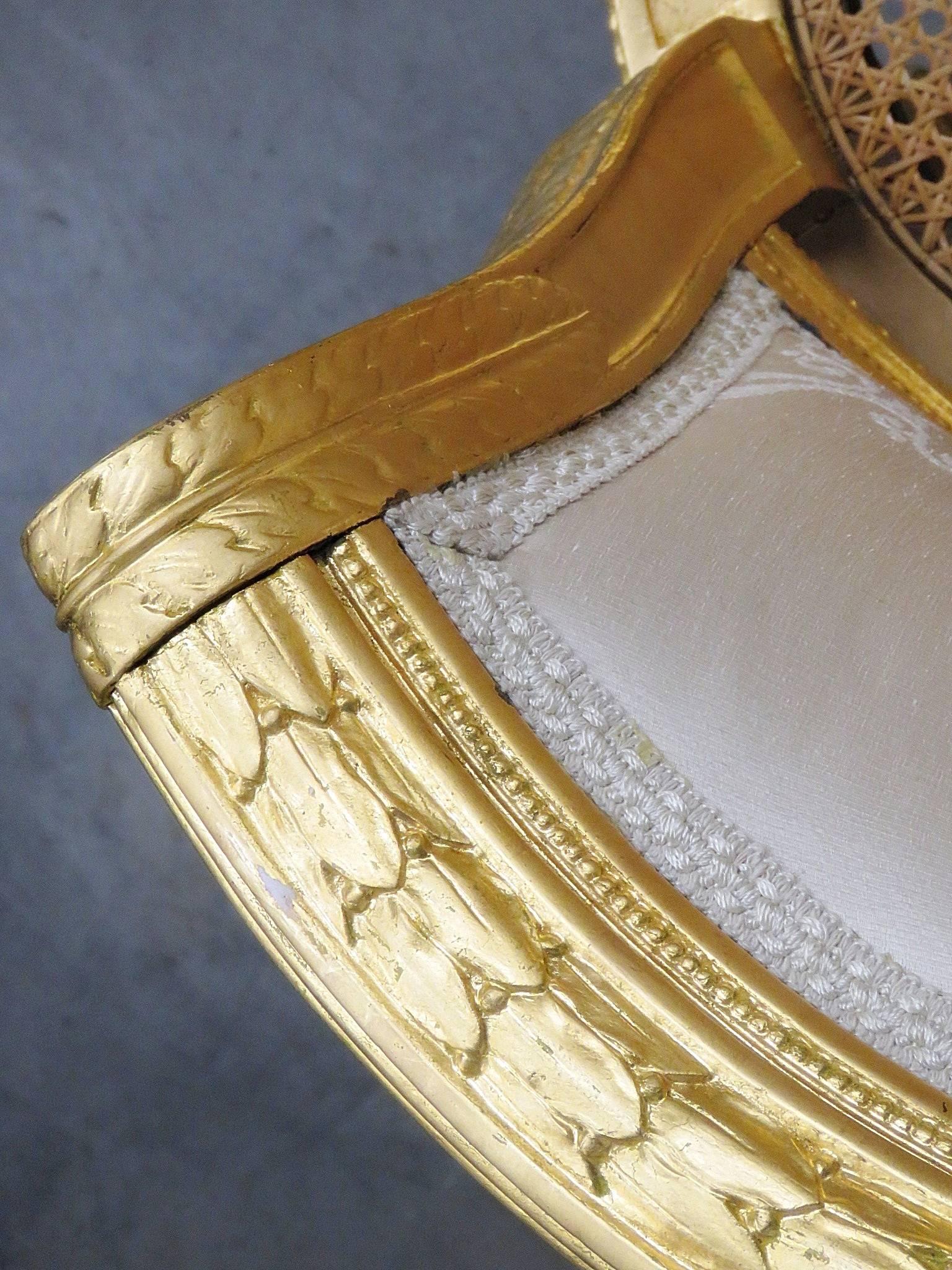 Upholstery Pair of Gilt Marquis