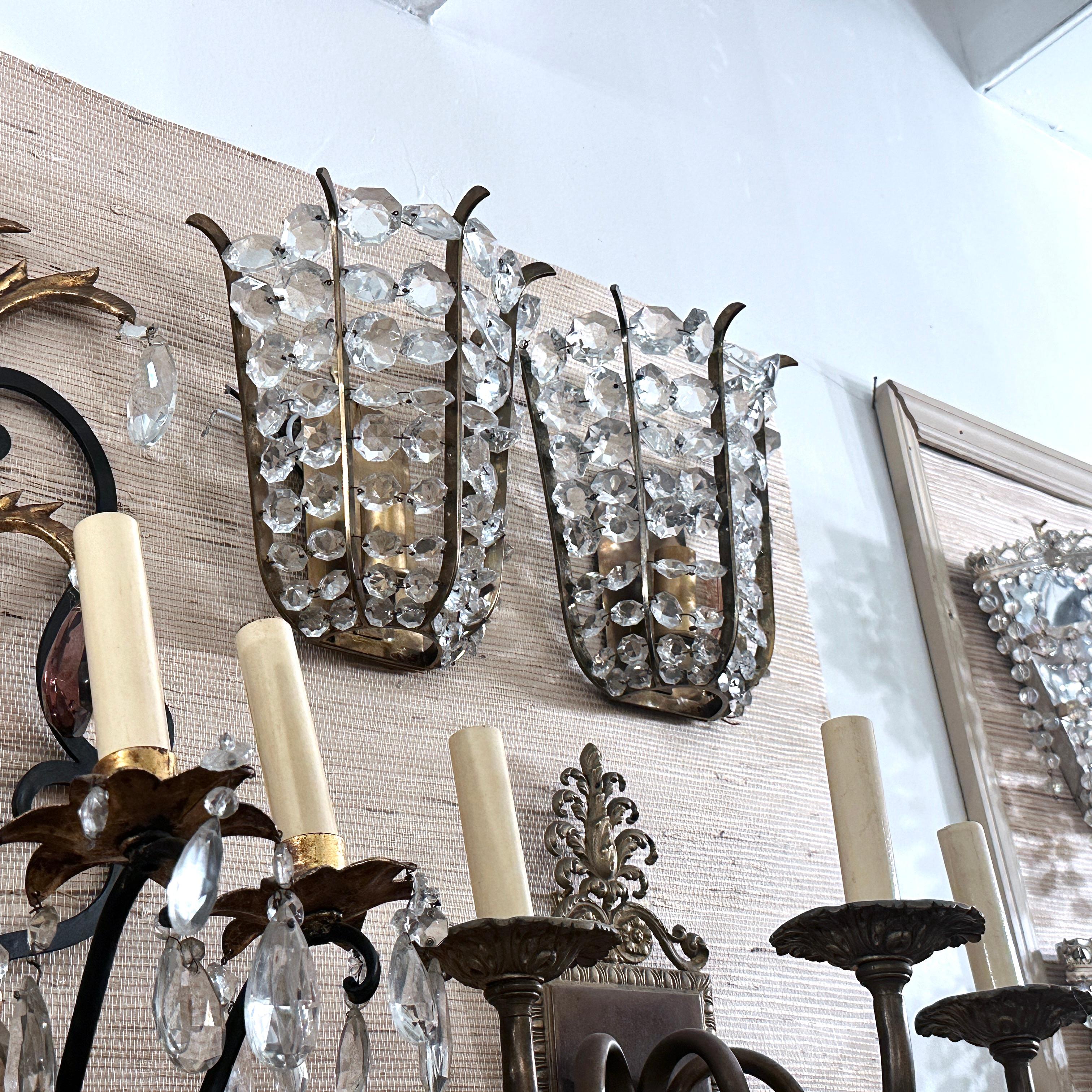 Mid-20th Century Pair of Gilt Metal and Crystal Sconces For Sale
