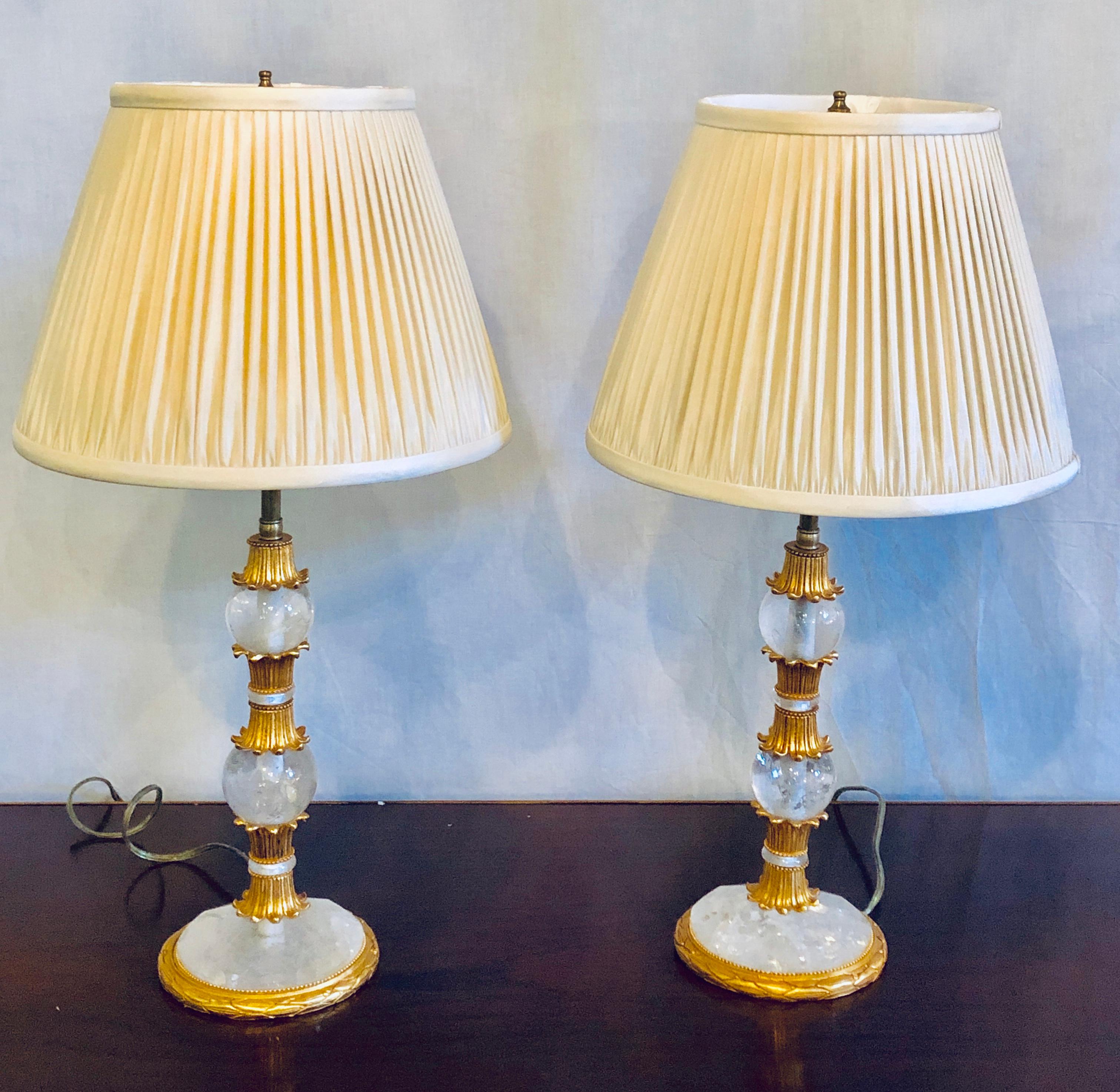 Neoclassical Pair of Gilt Metal and Rock Crystal Baguès Style Table Lamps For Sale