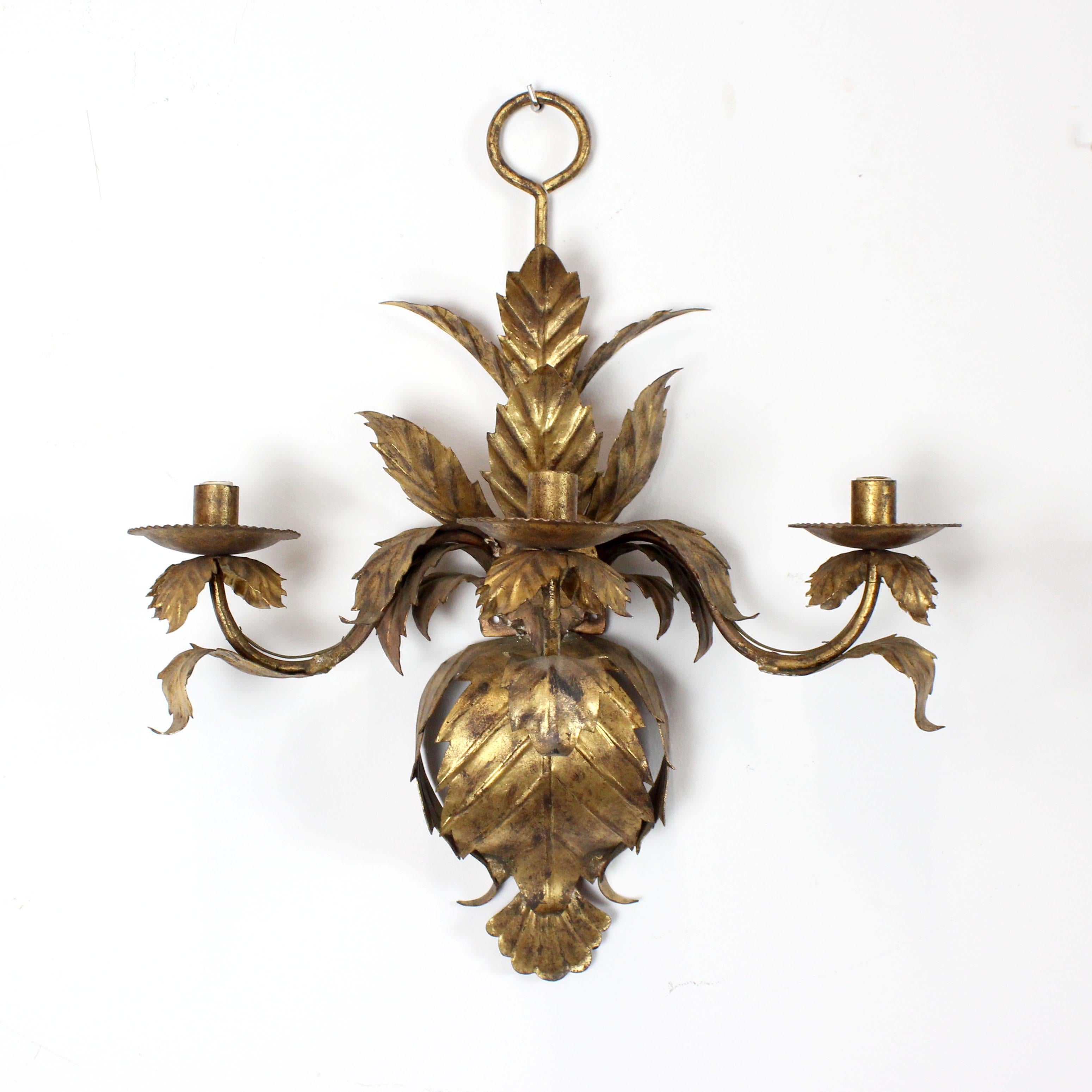 Pair of gilt metal appliqués with leaf decoration - 20th century Bon état - En vente à Madrid, España