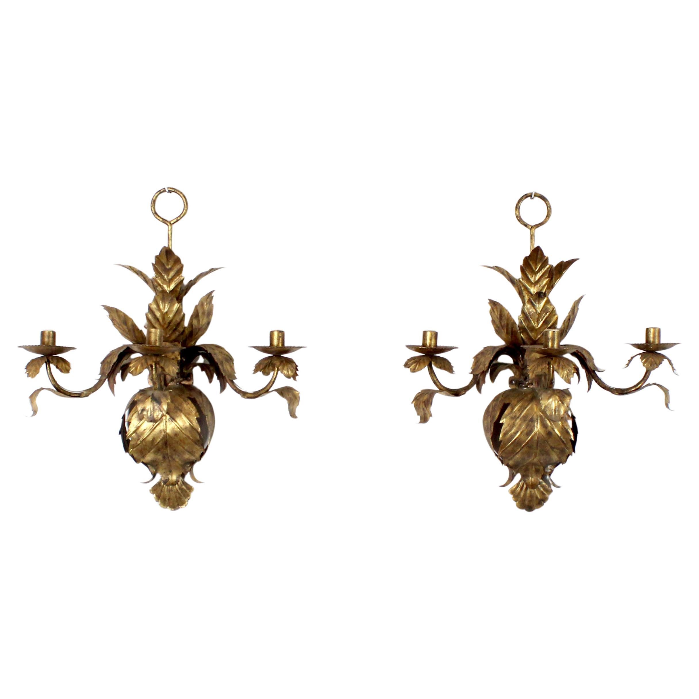 Pair of gilt metal appliqués with leaf decoration - 20th century en vente