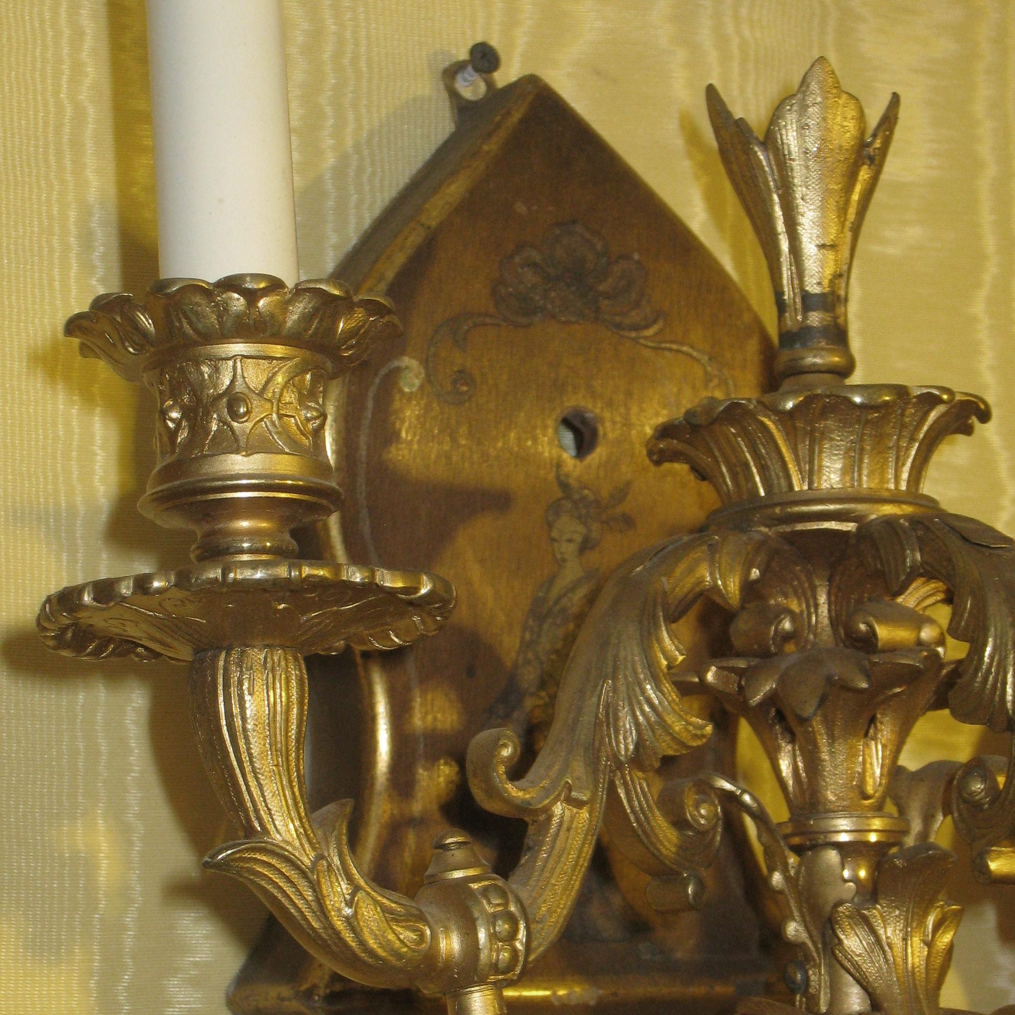 Pair of Gilt Metal Painted Chinoiserie Three-Arm Wall Light Sconces For Sale 1