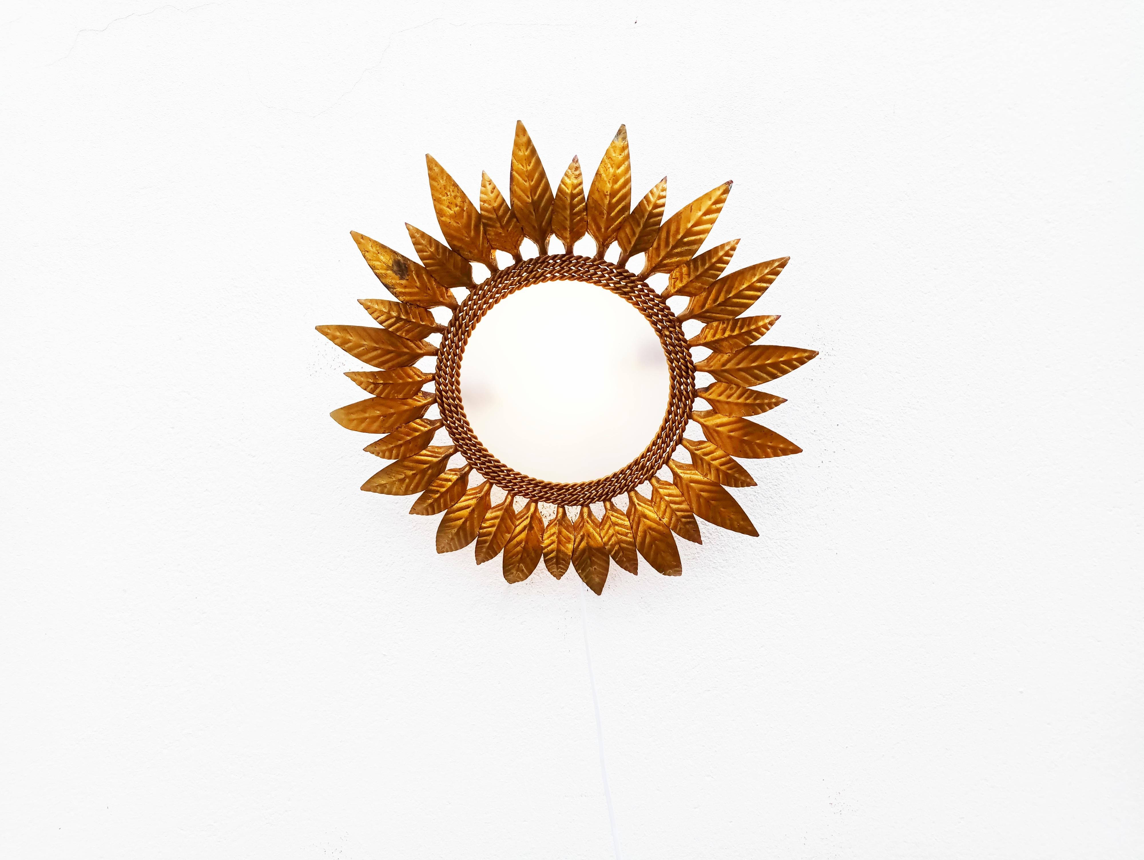 Pair of Gilt Metal Sunburst Wall Sconces, Spain, 1950s For Sale 5