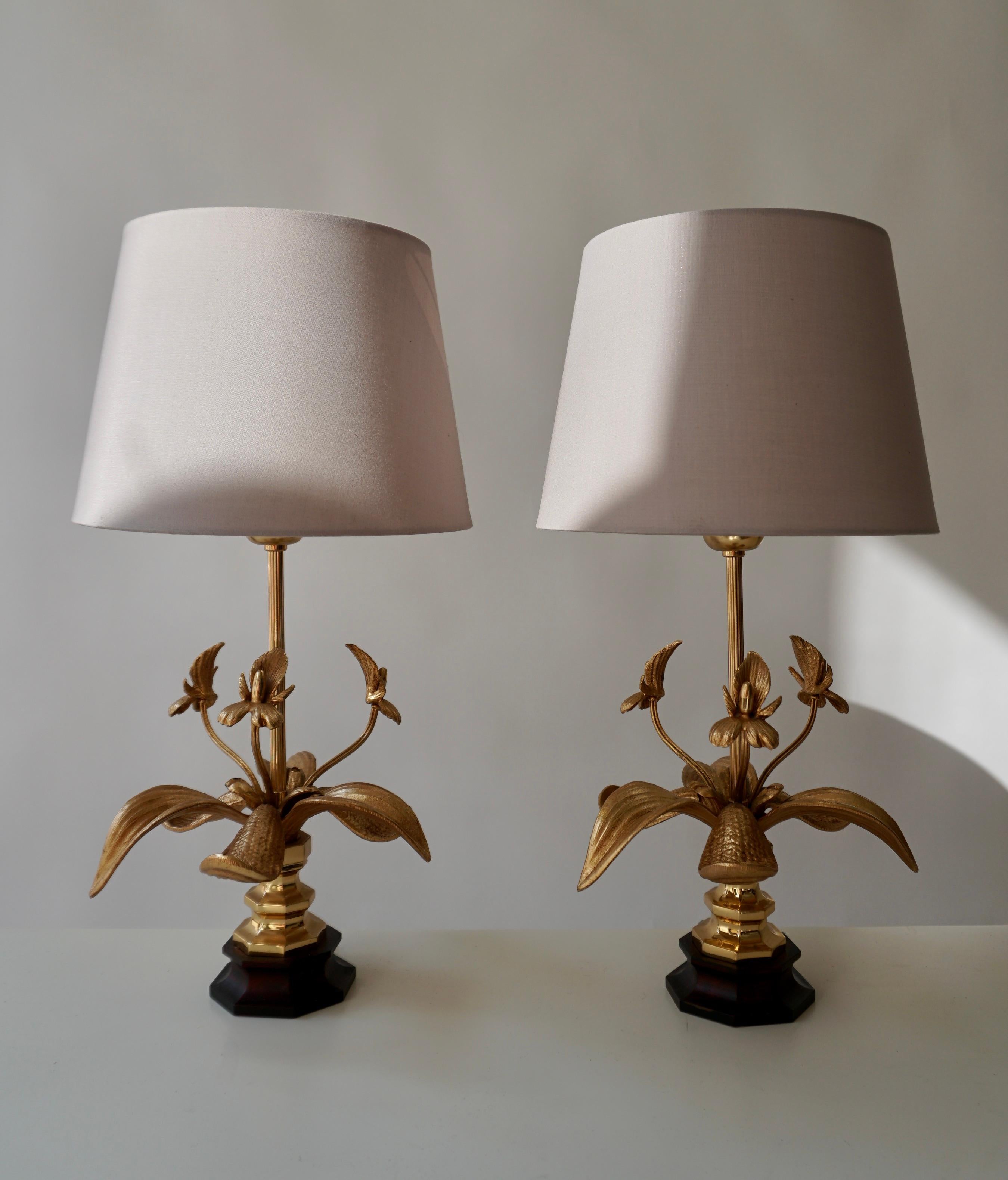 Hollywood Regency Paire de lampes de table orchidées dorées, France, 1970 en vente