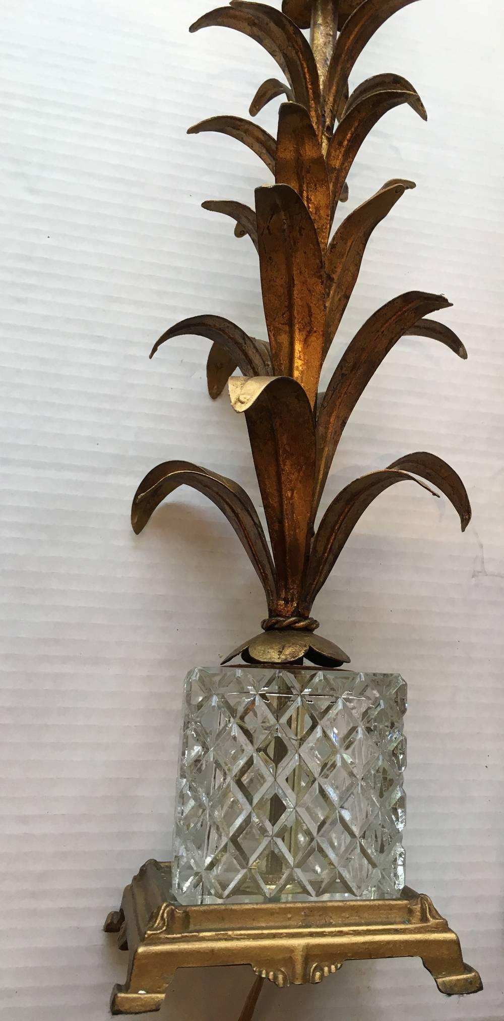 Milieu du XXe siècle Paire de lampes en forme de palmier doré en vente