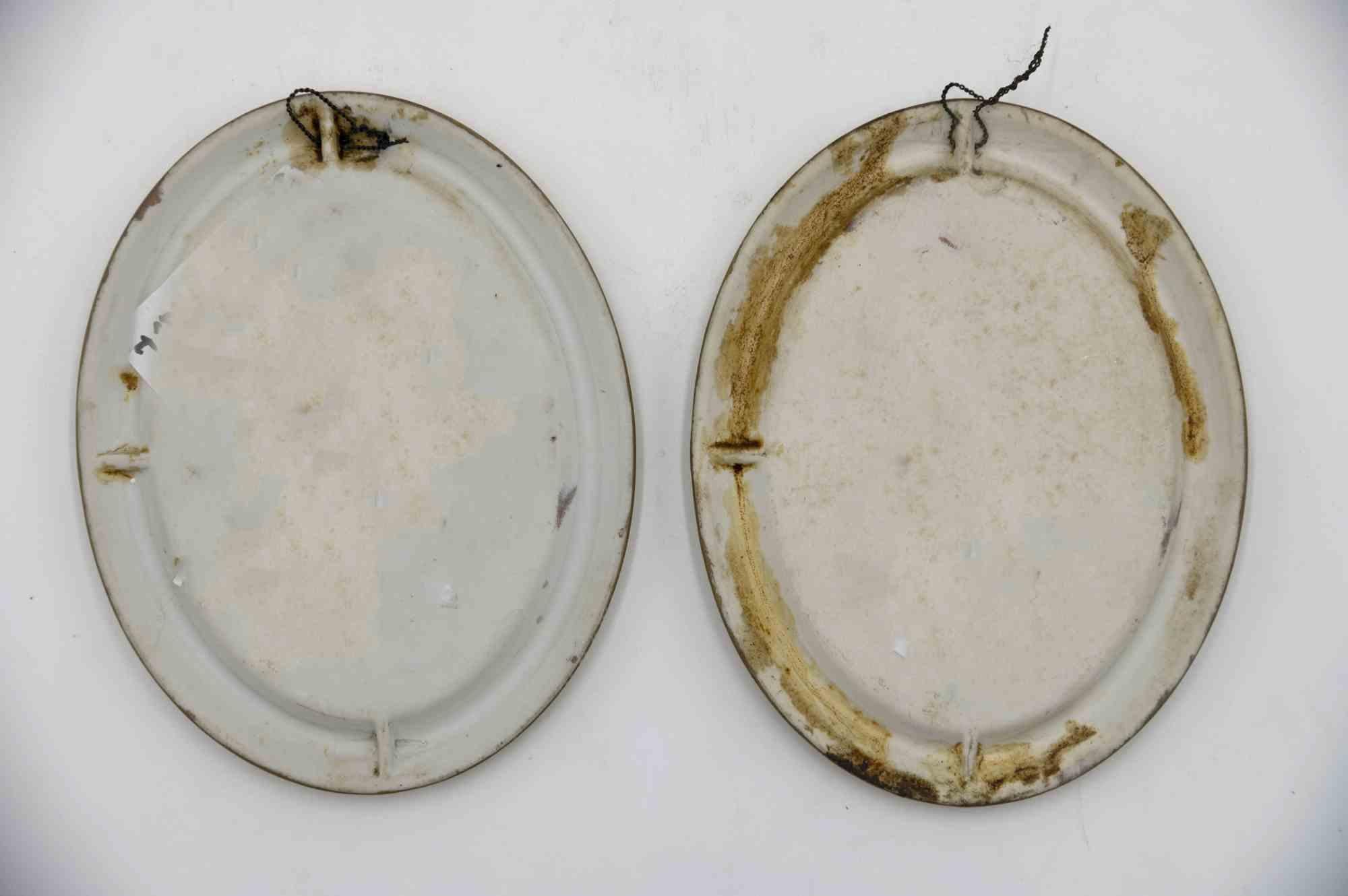 Pair of Gilt Porcelain Plaques, Early 20th Century In Good Condition For Sale In Roma, IT