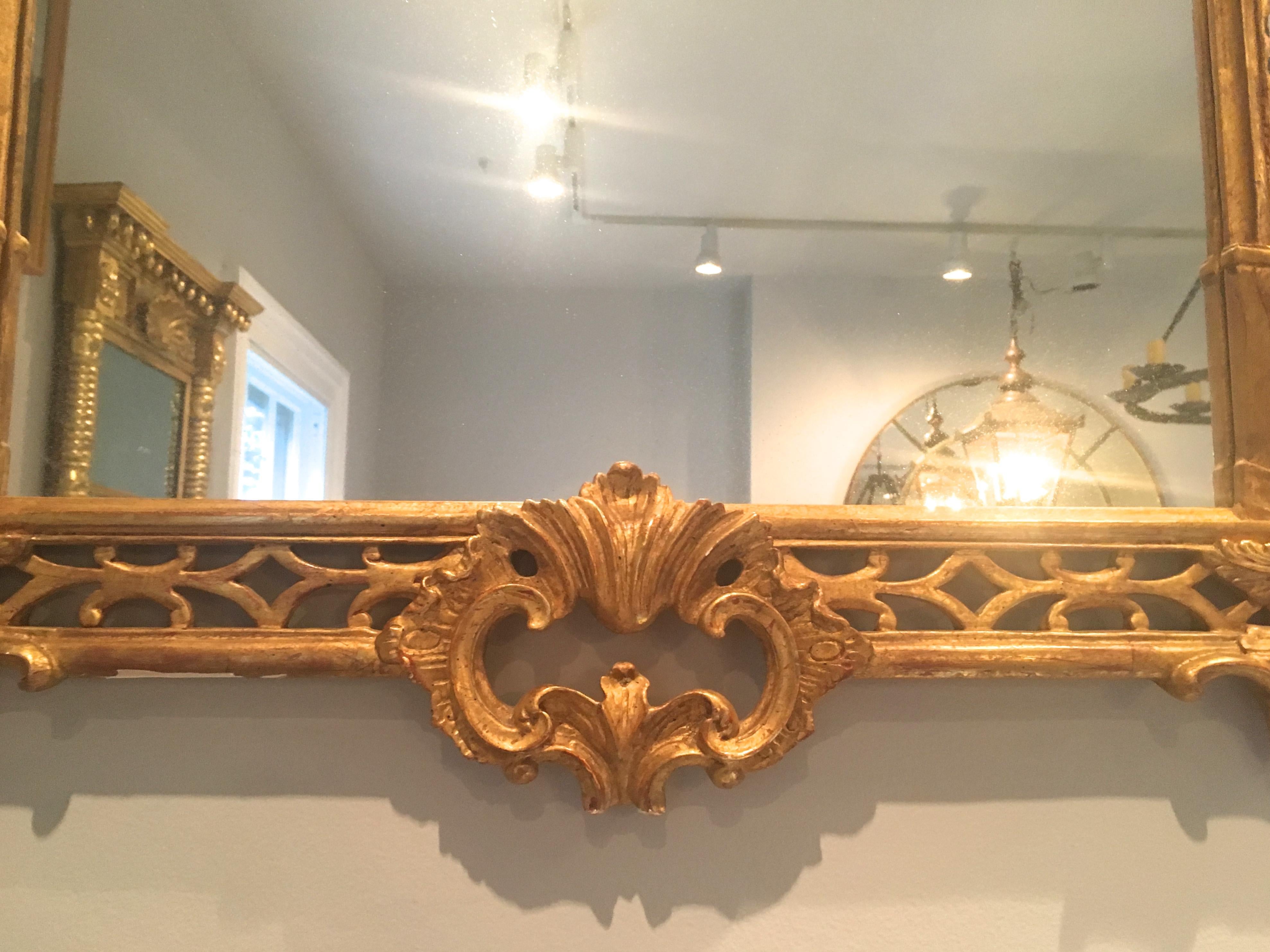 Gesso A Gilt Regency-Style Chinoiserie Mirror For Sale