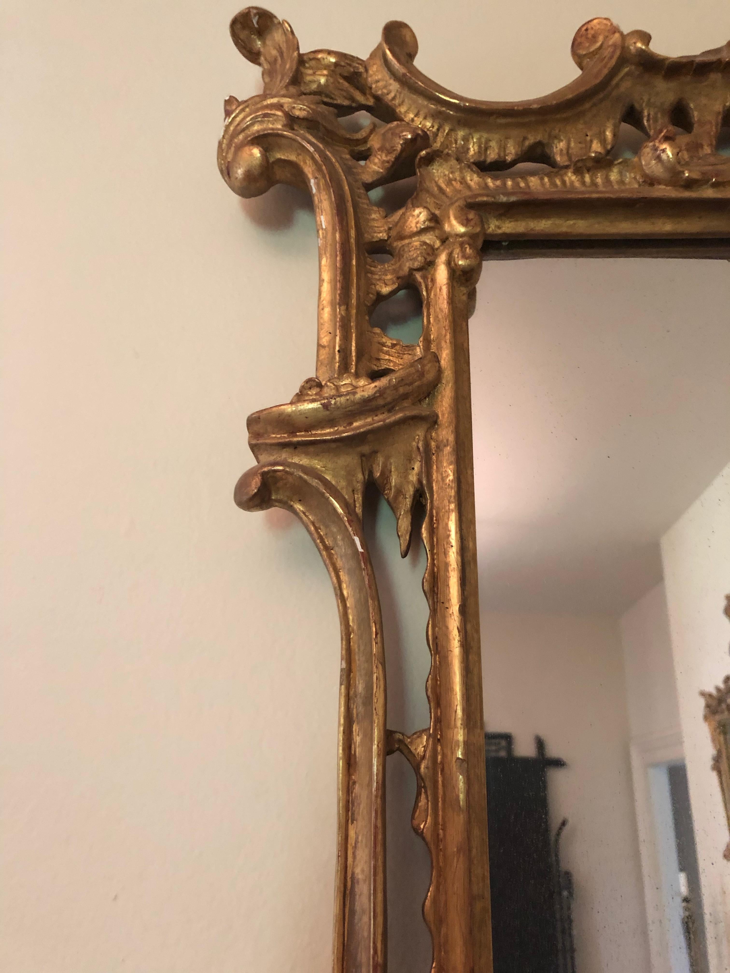 Miroir chinoiserie doré de style Régence en vente 2