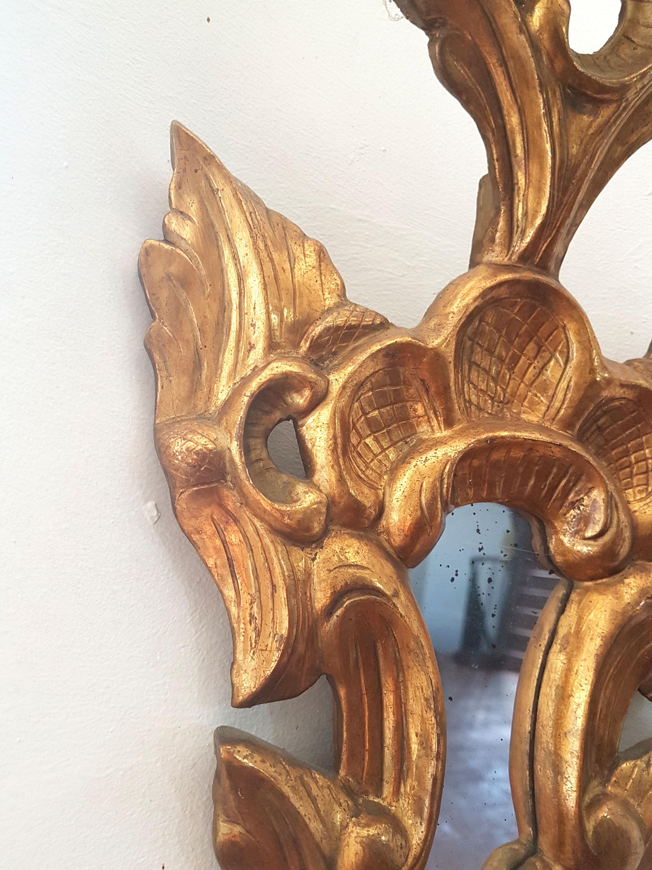 Pair of Giltwood French Neoclassical, Small Wall Mirrors, circa 1920s In Good Condition In Dallas, TX